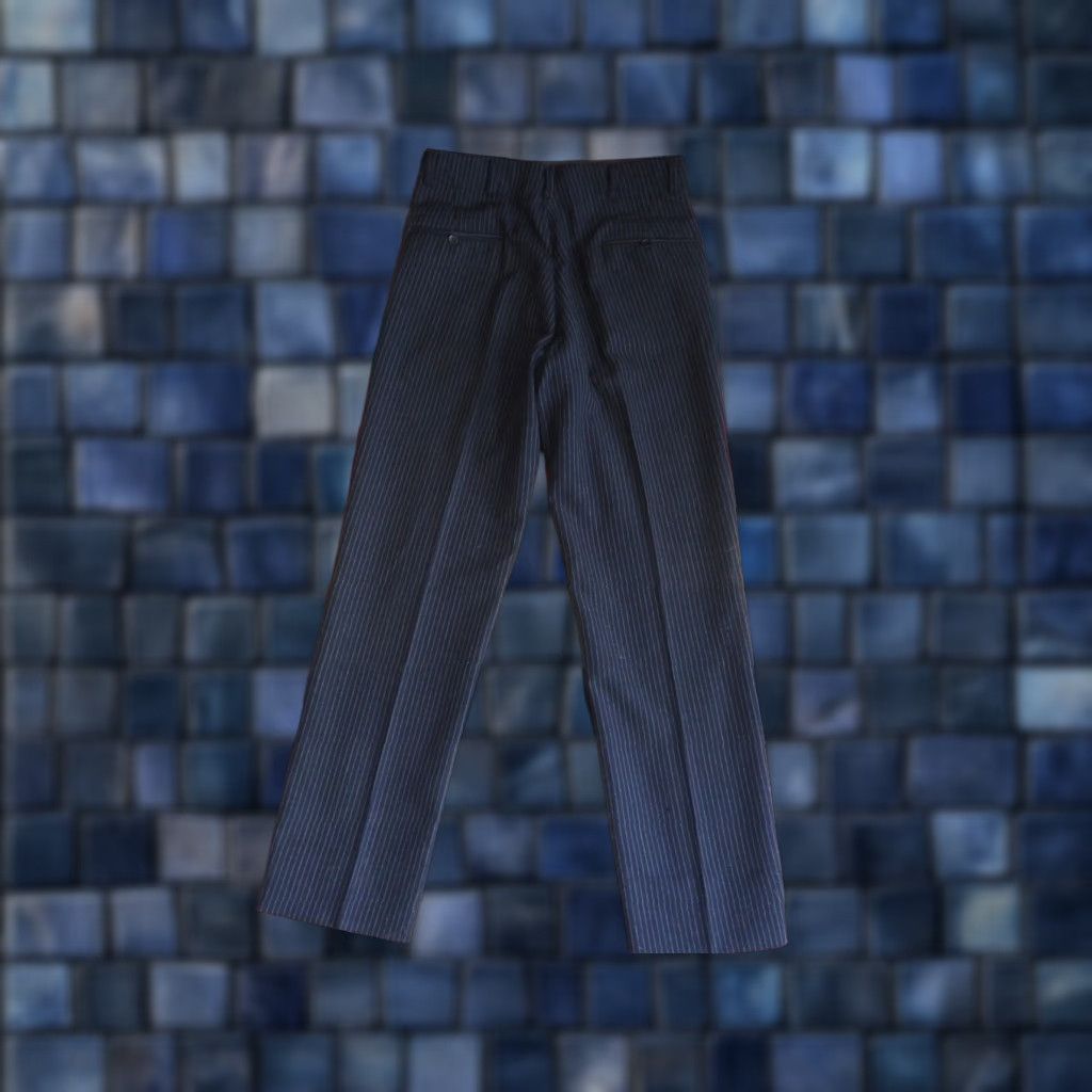 Vintage VTG 1930s Star Hook Black Gray Pinstripe Wool Pants 32x32 Straight Leg Flat Front Rockabilly Button Fly Mens Size US 32 / EU 48 - 1 Thumbnail