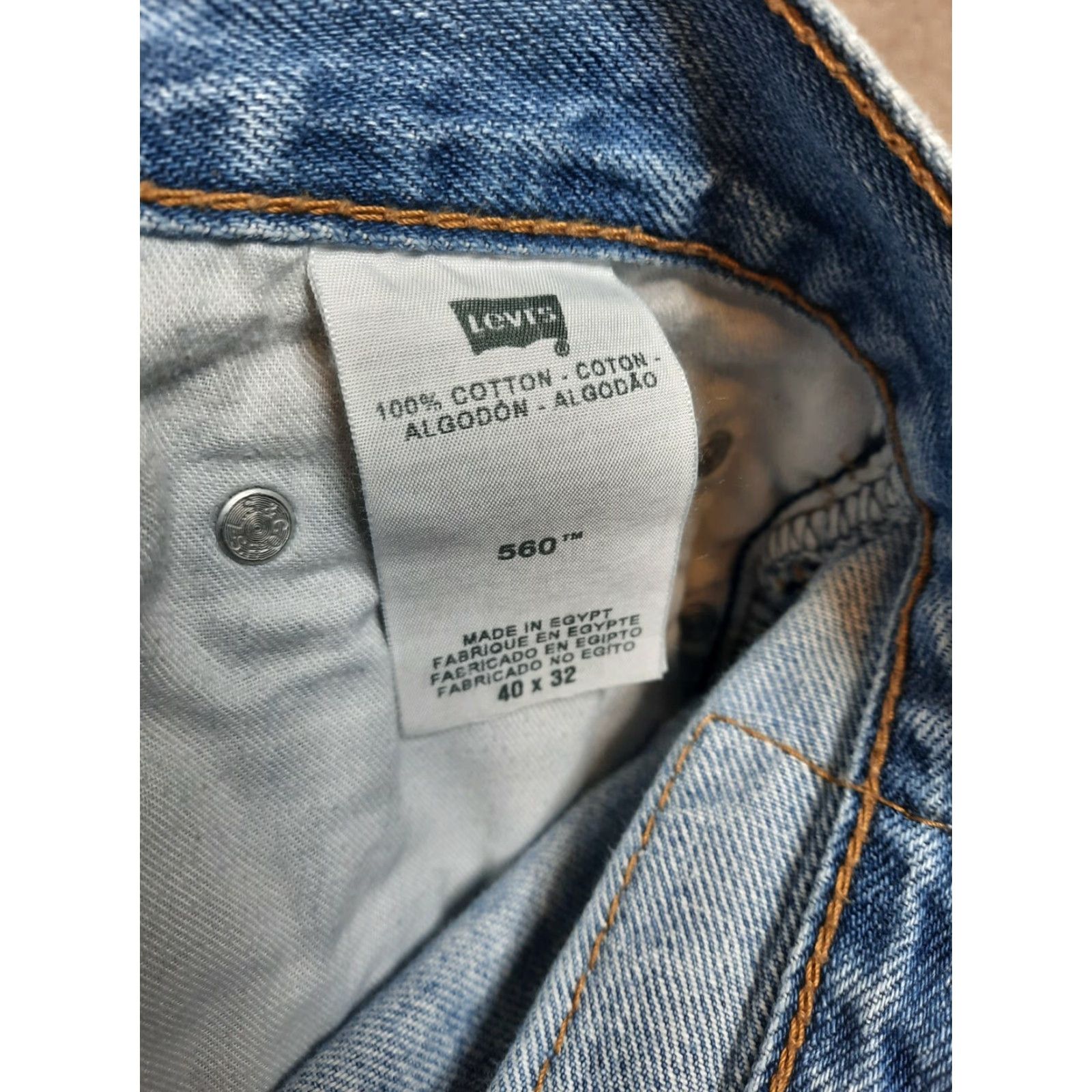 Levi's VINTAGE Levi's 560 Comfort Fit Jeans Men Denim 39x31 Blue Brown Distressed Relaxed Jeans Mens Regular Inseam 31 560 Series Size US 39 - 2 Thumbnail