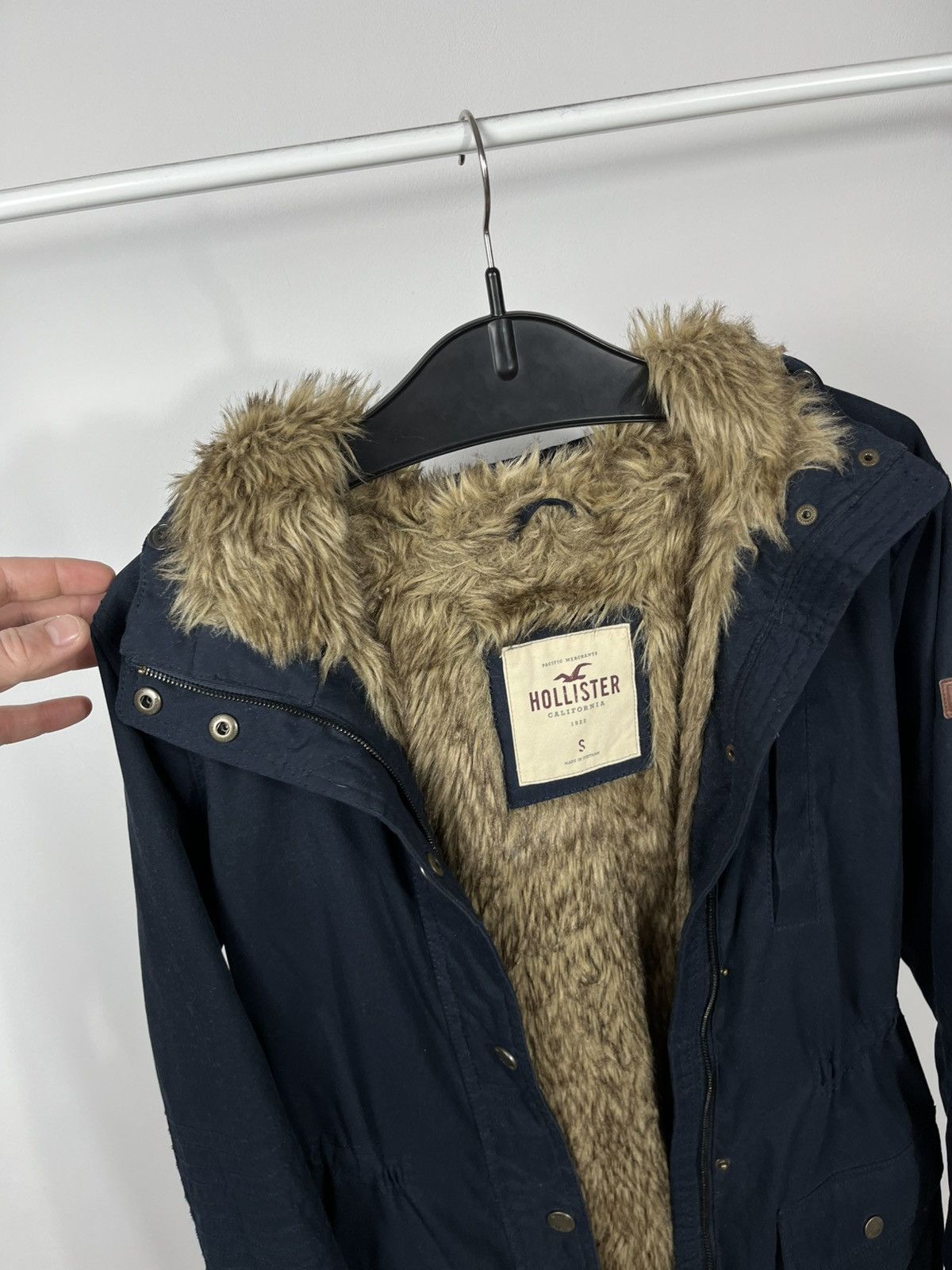 Hollister Hollister Faux Fur Lined Parka Jacket Navy Blue Size S Size S / US 4 / IT 40 - 4 Thumbnail