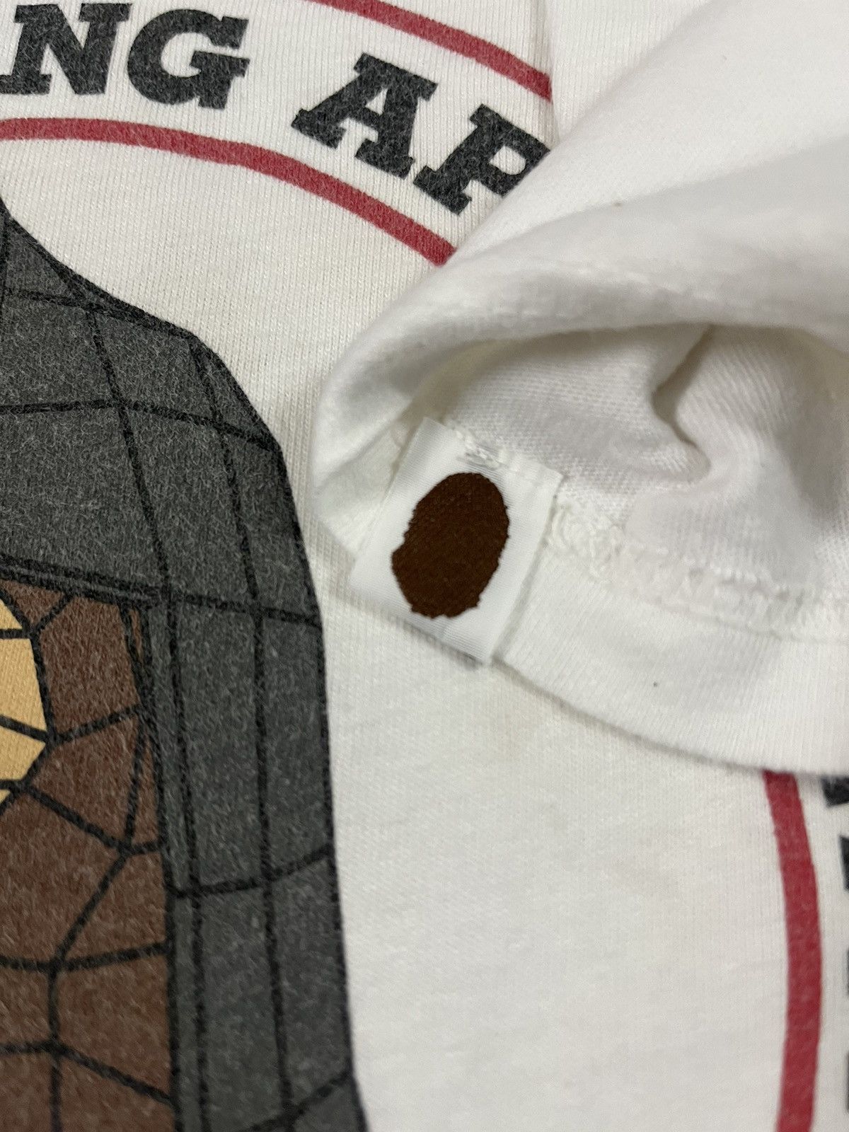 Bape Vintage Bape Worldwide Ape Heads Show Tshirt Size XS / US 0-2 / IT 36-38 - 6 Thumbnail