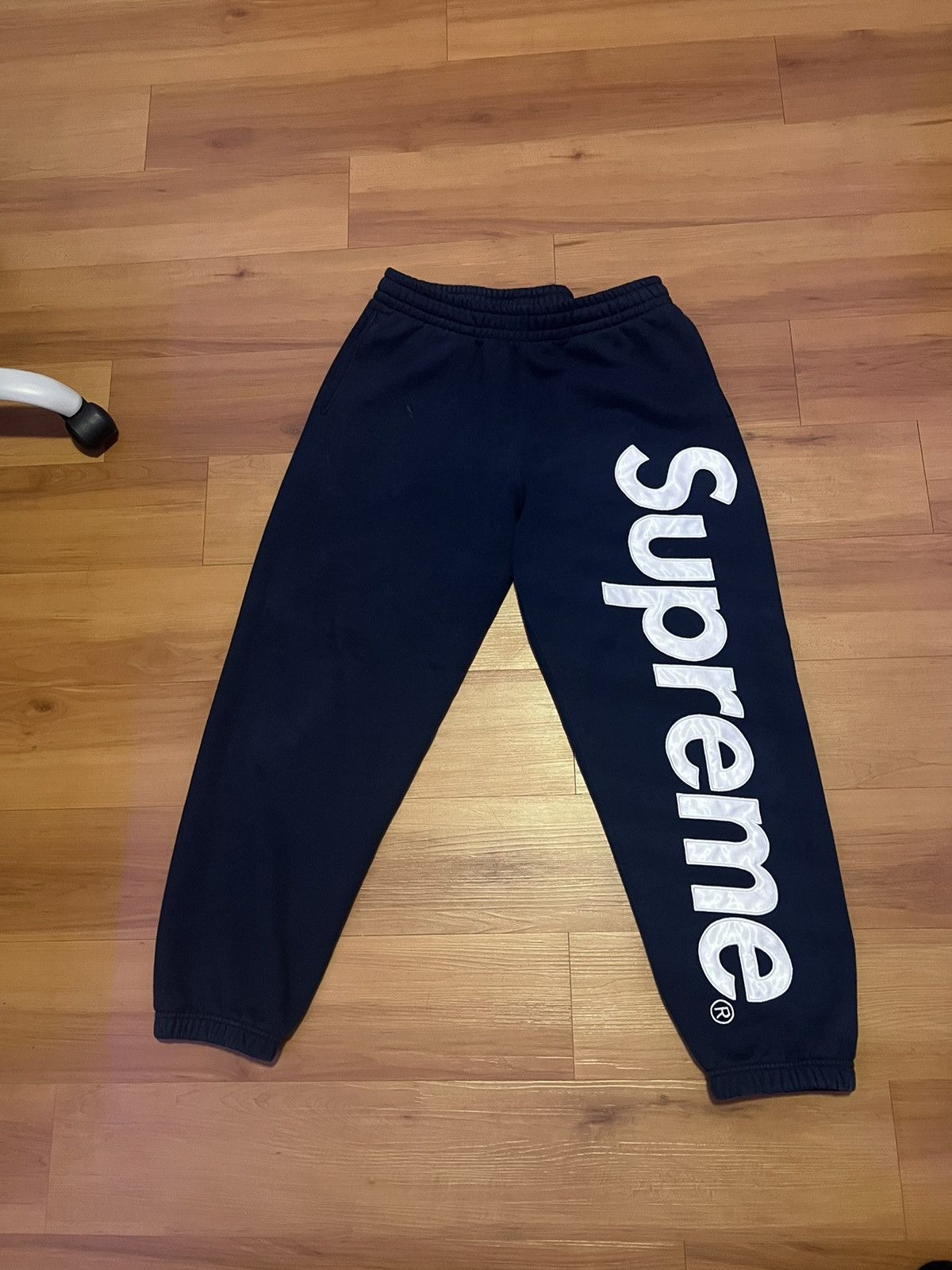 Supreme Dash's Wall Sweatpant Size XL | Grailed