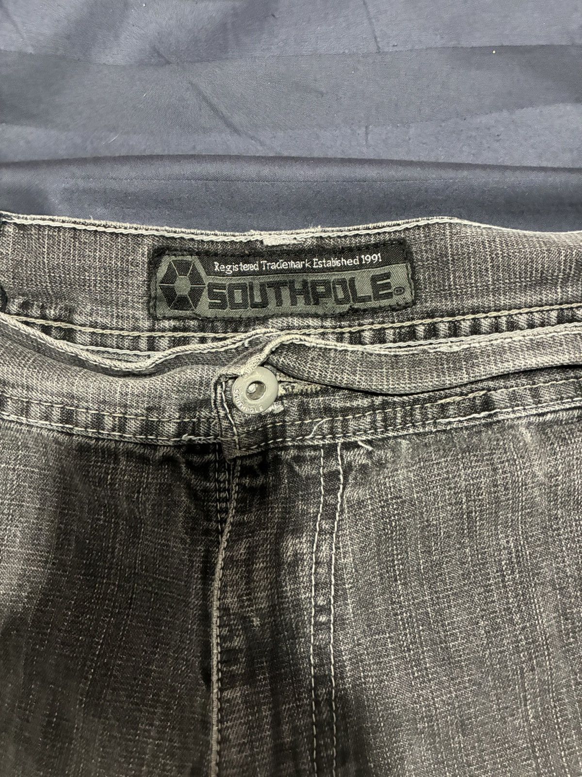 Southpole Southpole Grey Jorts Size US 40 / EU 56 - 2 Thumbnail