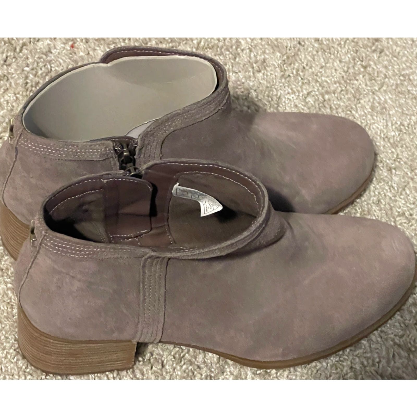 Ugg Koolaburra by UGG Womens THIA Ankle Boots Tan 12 US Block Heel Bootie Suede Pull On Round Toe Womens Boots - 1096441 Size US 10 / IT 40 - 3 Thumbnail
