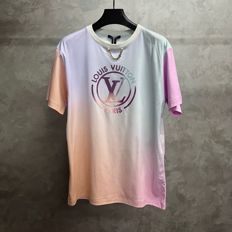Louis Vuitton LOUIS VUITTON Pink logo print gradient round neck short sle Size US XXL / EU 58 / 5 - 1 Thumbnail