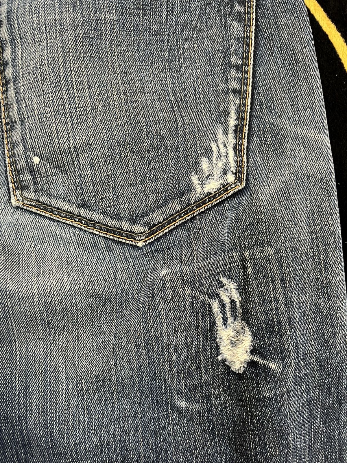 14th Addiction Vintage Benetton Regulare Ripped Grunge Distresses Denim Size US 34 / EU 50 - 15 Thumbnail