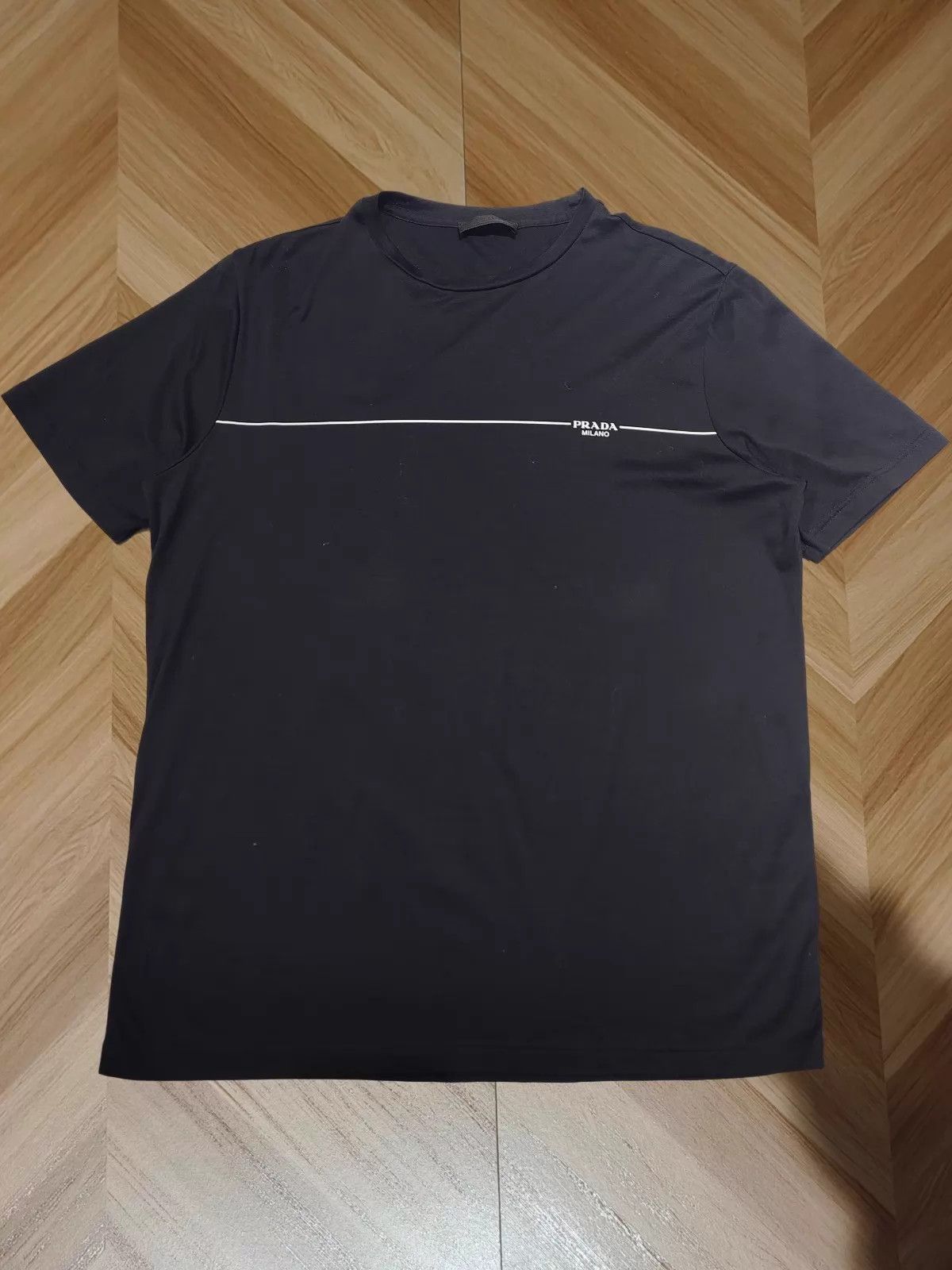 Prada Prada Men's Short Sleeve Tee L 99 New Size US L / EU 52-54 / 3 - 2 Thumbnail