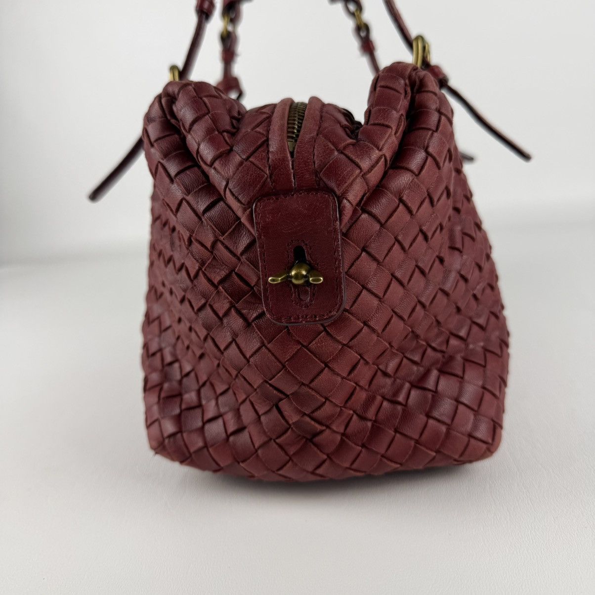 Bottega Veneta Bottega Veneta Red Intrecciato Leather Montaigne Bag Size ONE SIZE - 3 Thumbnail