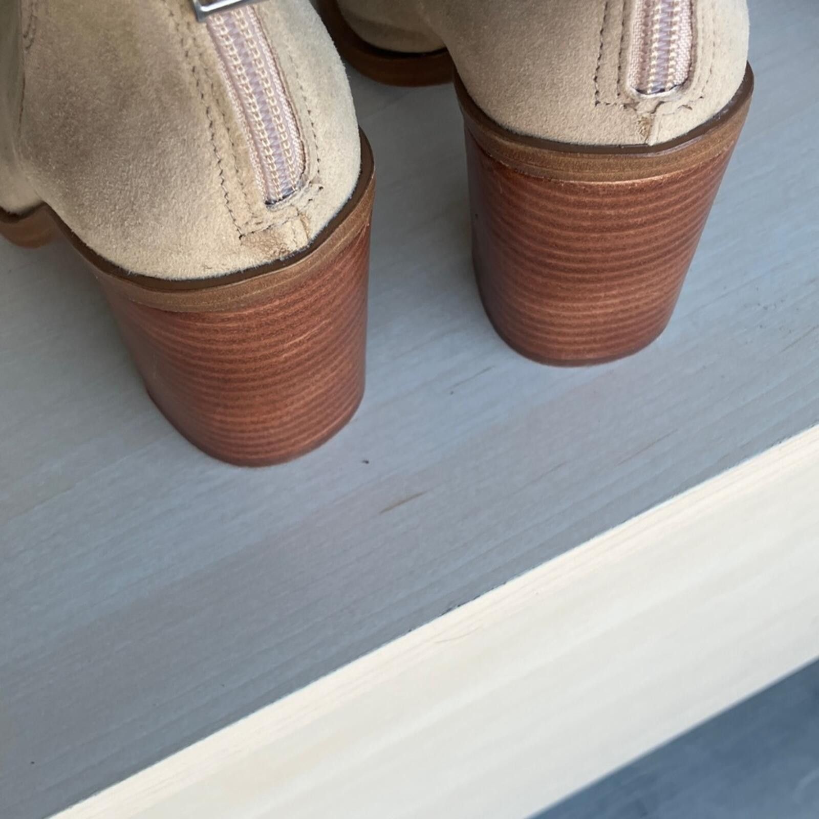 Other Elegant Beige Ankle Booties Size US 5.5 / IT 35.5 - 5 Thumbnail
