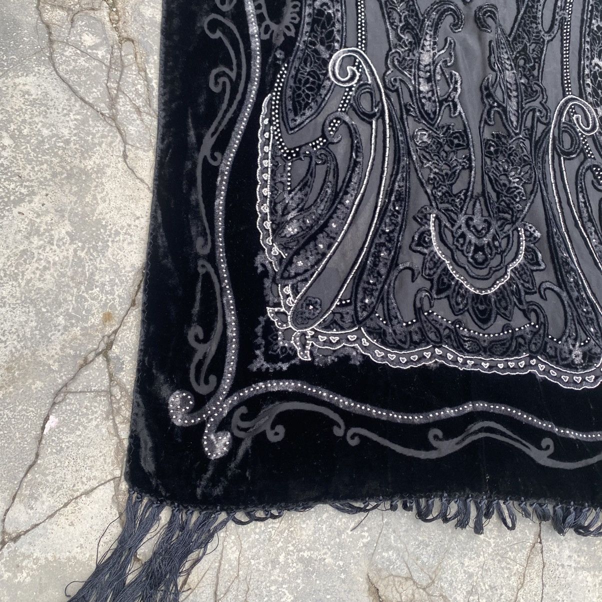 Other Vintage Silk Black Velvet Paisley Scarf Size ONE SIZE - 7 Thumbnail