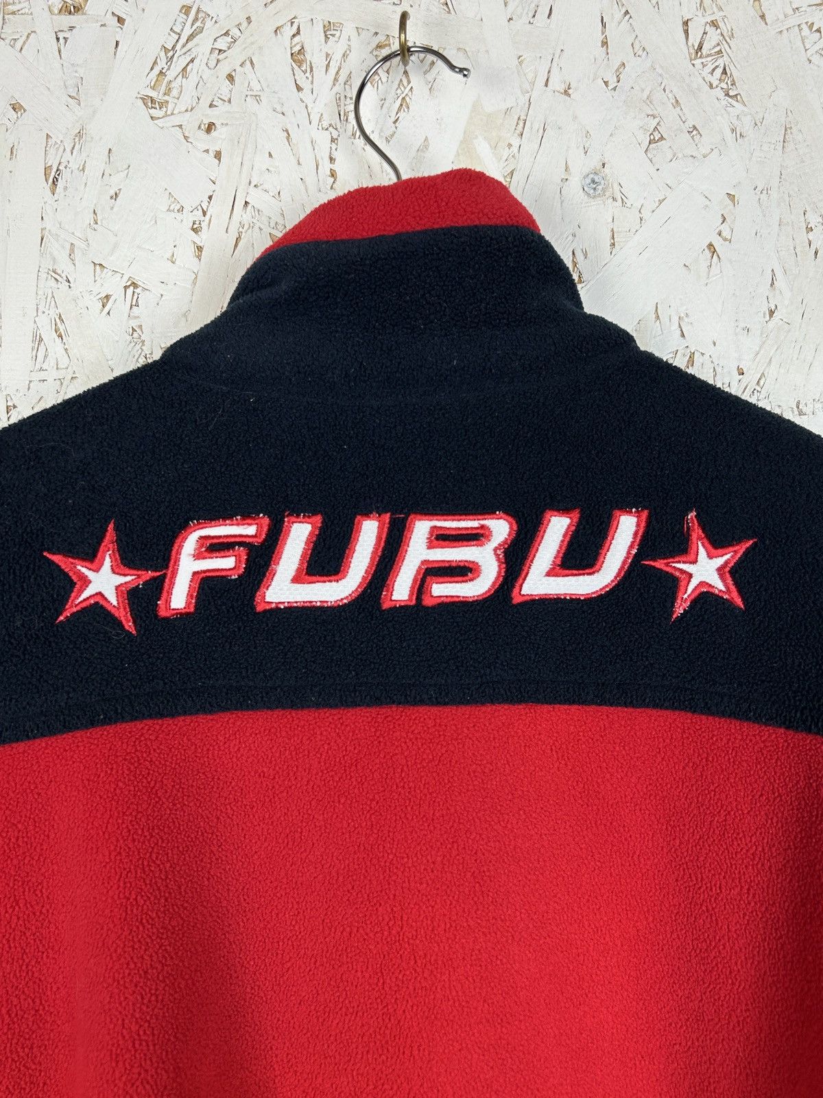Fubu 00s Vintage Fubu Collection 05 Fleece Jacket Red Size L Size US L / EU 52-54 / 3 - 8 Thumbnail
