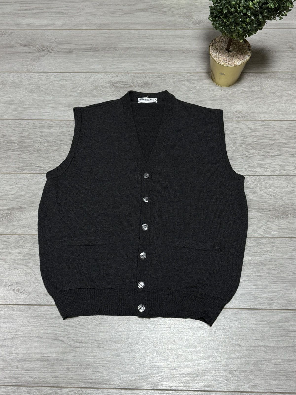 Burberry Burberry vintage wool sweater buttons sweater pockets Size US XL / EU 56 / 4 - 6 Thumbnail
