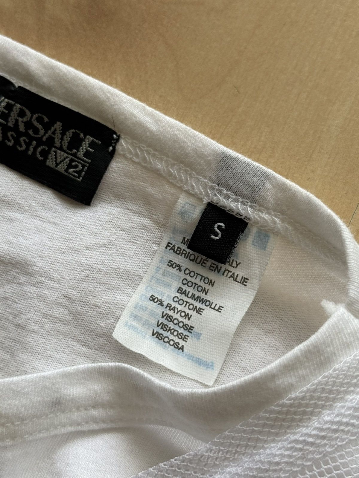 Versace Versace Classic v2 mesh tshirt avant garde rare vjc Size US S / EU 44-46 / 1 - 7 Thumbnail