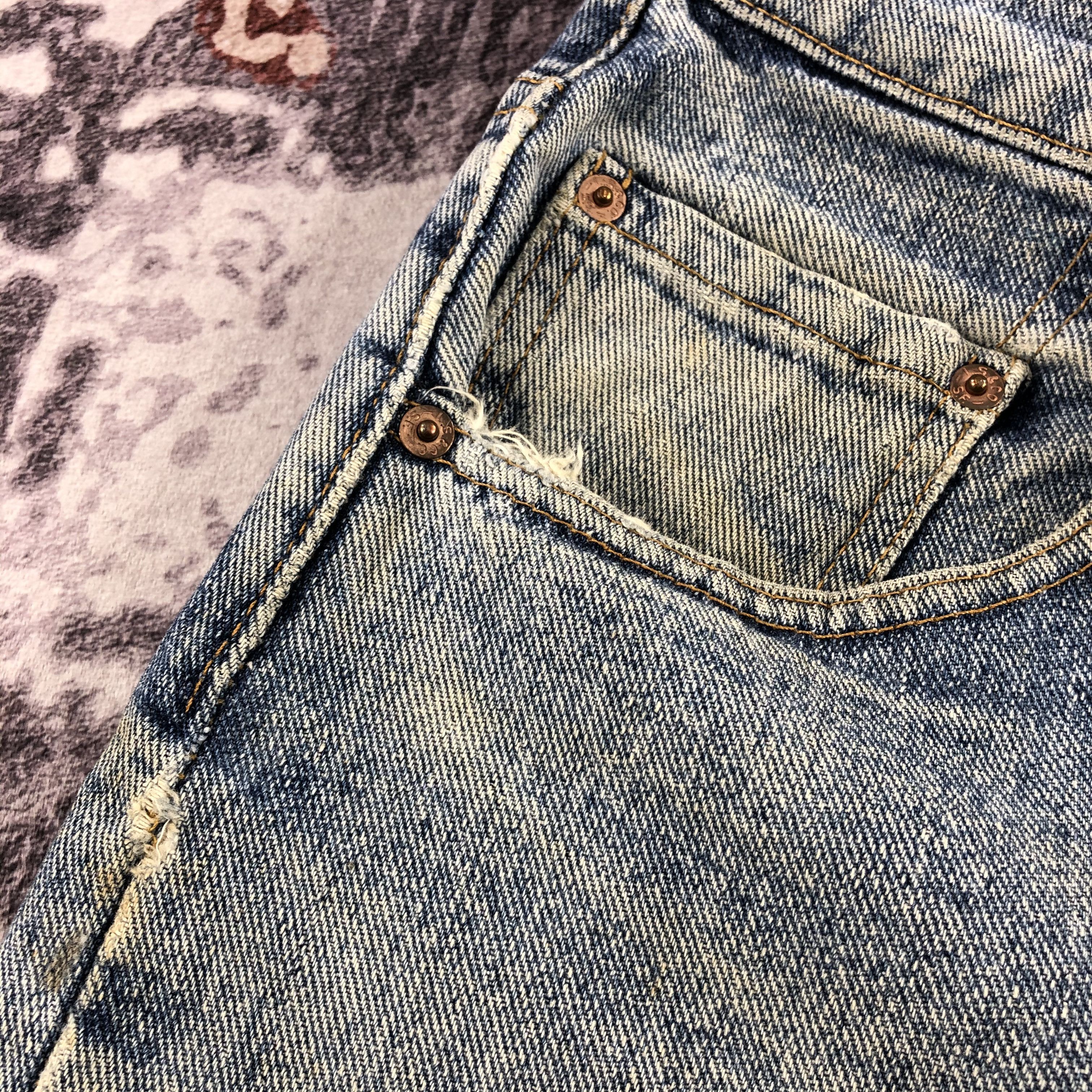 Levi's × Vintage 90s Vintage Light Wash Levis 560 Jeans-JM2499 Size US 36 / EU 52 - 9 Thumbnail