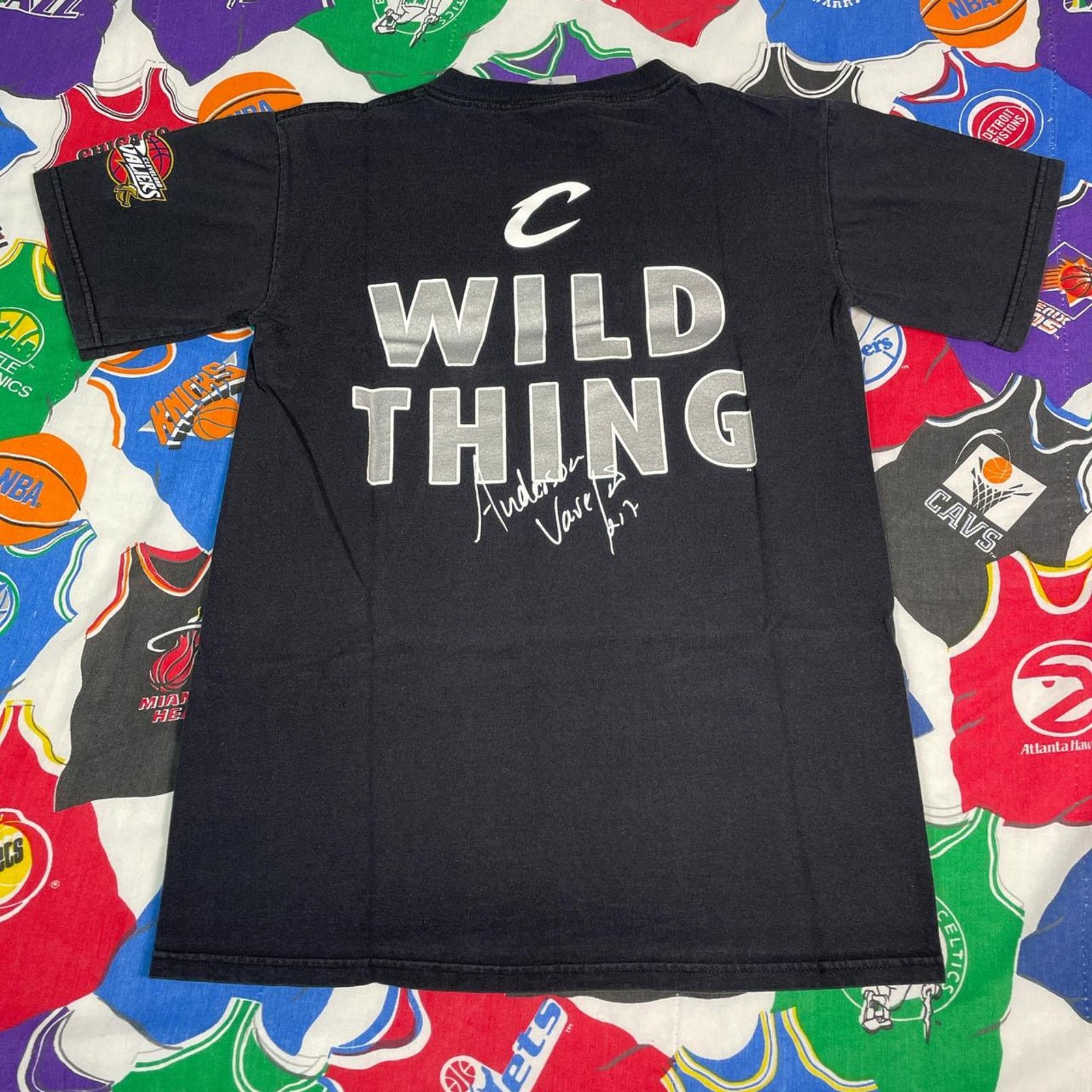 NBA × Vintage Y2K 2000s NBA Anderson Varejao Cleveland Cavaliers Mens Tee Size US S / EU 44-46 / 1 - 2 Thumbnail