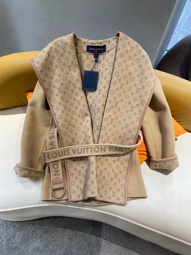 Louis Vuitton Beige Monogram Coat - dmc