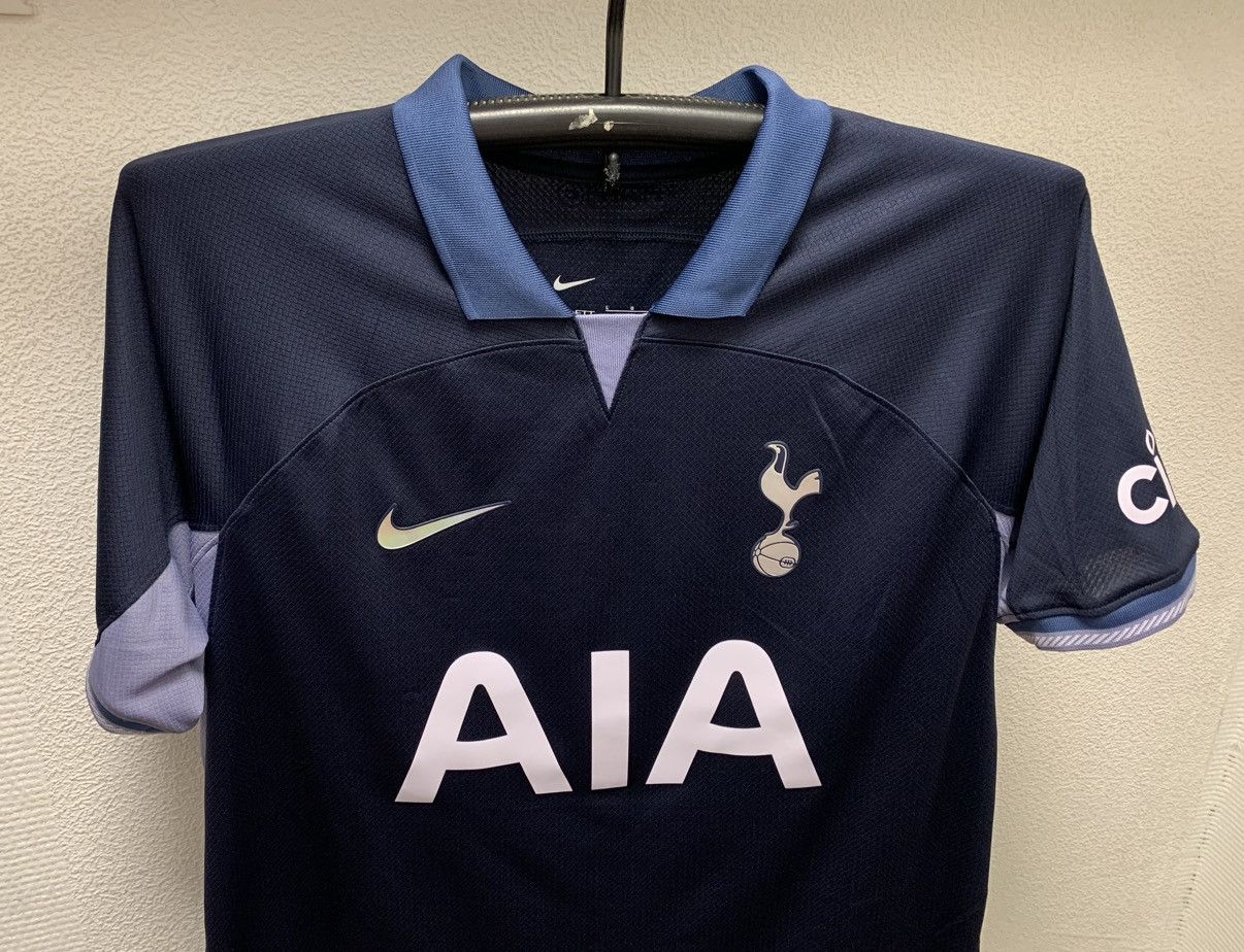 Nike Tottenham Hotspur’s Nike soccer jersey L sz AIA ( Kane Son) Size US L / EU 52-54 / 3 - 3 Thumbnail