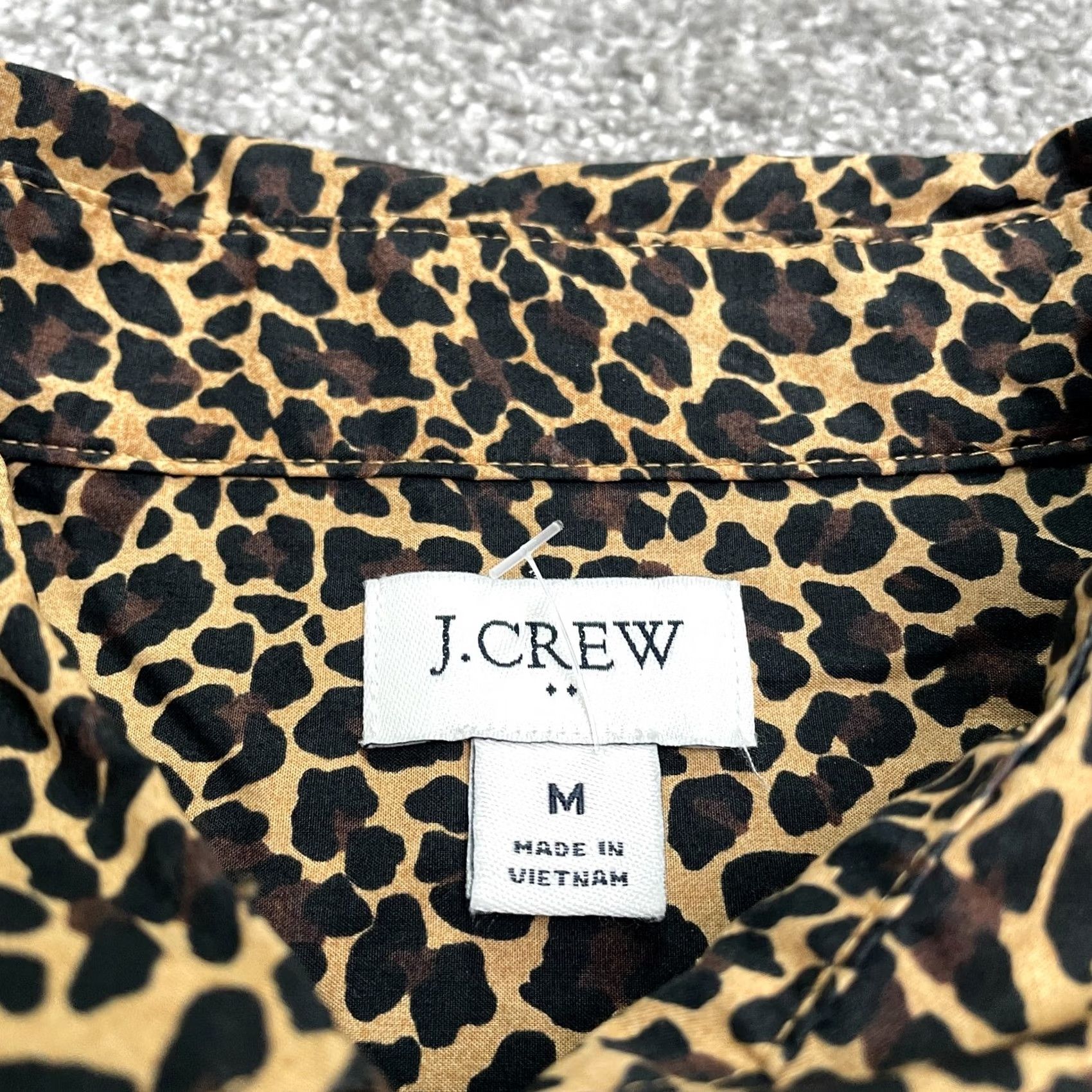 J.Crew J.CREW Leopard Print Button-Down Shirt Womens Medium Brown Long Sleeve Size M / US 6-8 / IT 42-44 - 4 Thumbnail