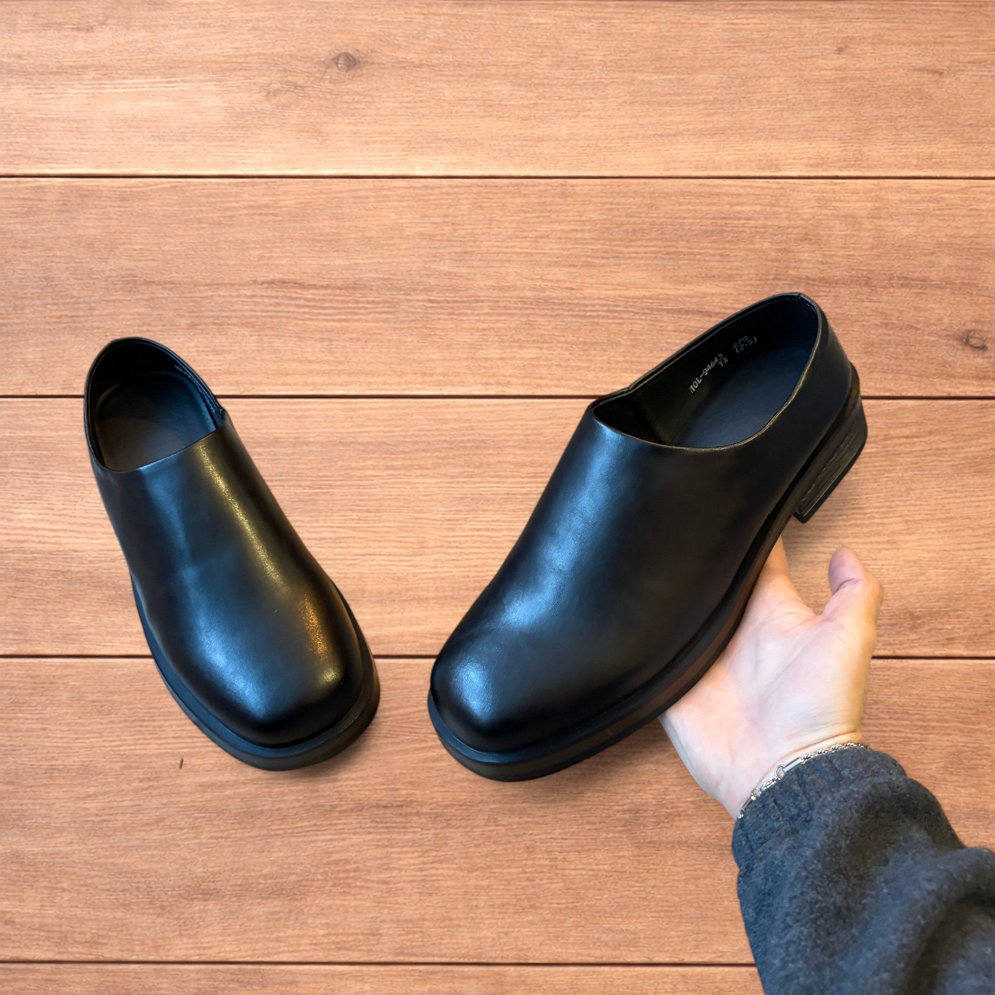 Japanese Brand Lovely faux leather slip on loafers shoes in black. Size US 11 / EU 44 - 2 Thumbnail