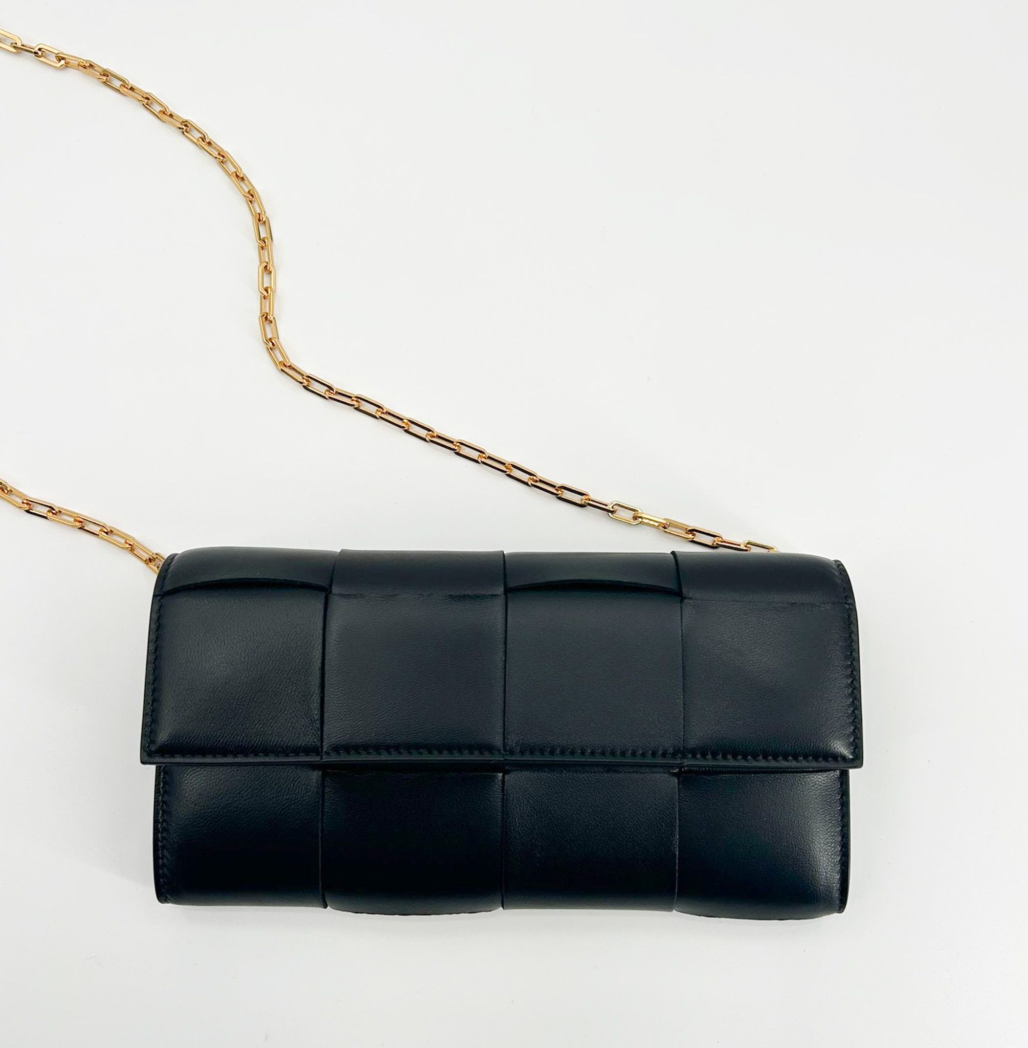 Bottega Veneta Bottega Veneta Cassette Leather Chain Wallet - Black Size ONE SIZE - 1 Thumbnail