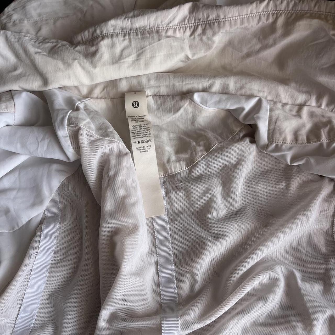 Lululemon Lululemon waterproof hooded white jacket Size XS / US 0-2 / IT 36-38 - 4 Thumbnail