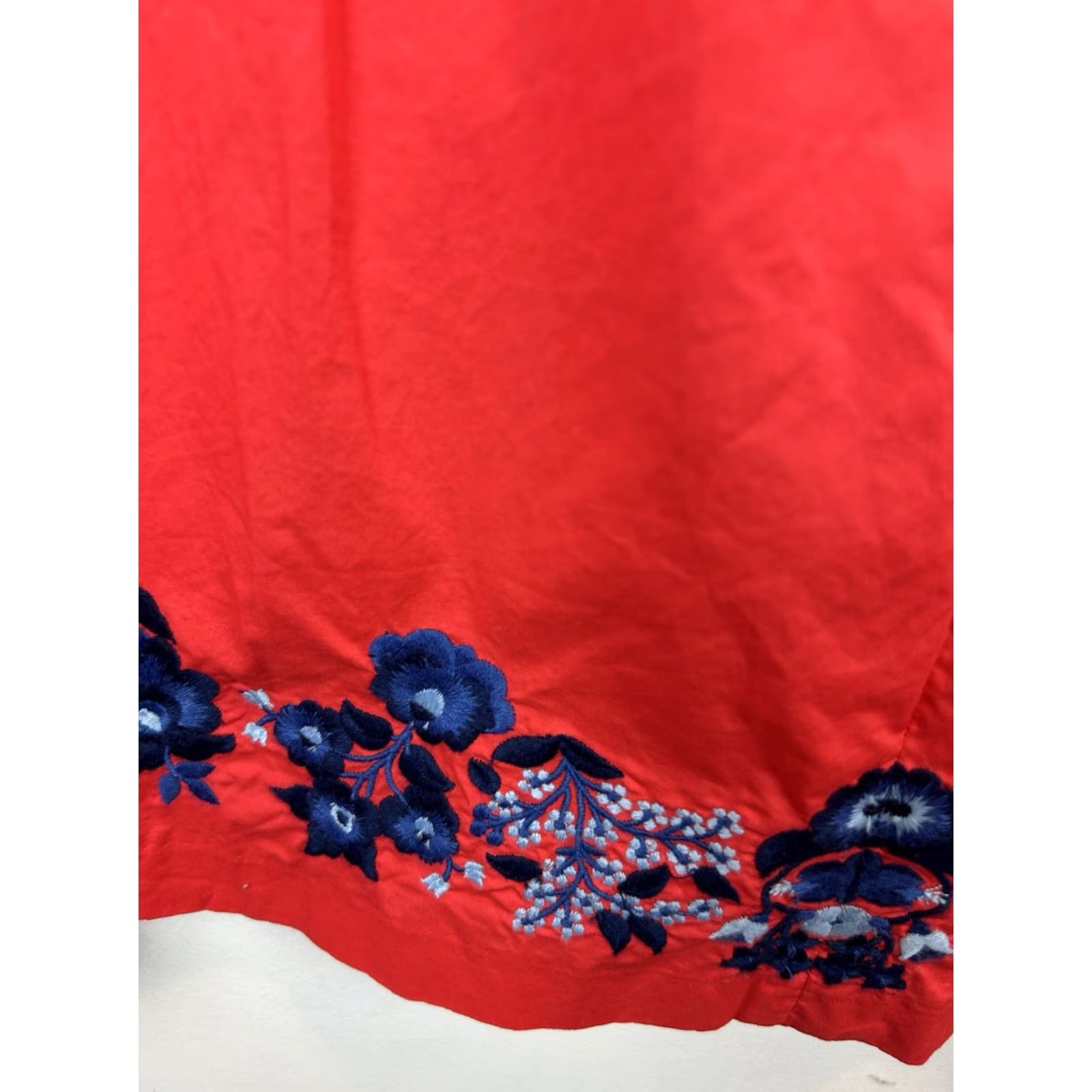 **Red Floral Cotton Embroidered Talbots Women's Shift Dress Size 8** User: **Red Floral Cotton Embroidered Talbots Women's Shift Dress Size 8**