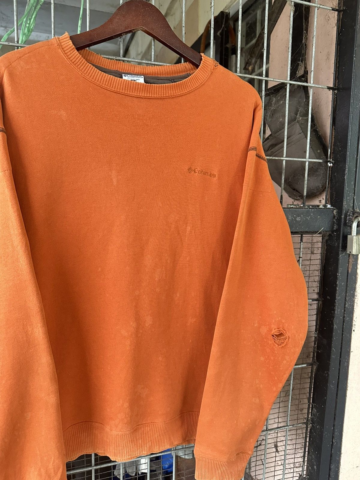 Vintage Sun Faded Thrashed Distressed ERD Grunge Crewneck Size US L / EU 52-54 / 3 - 4 Thumbnail