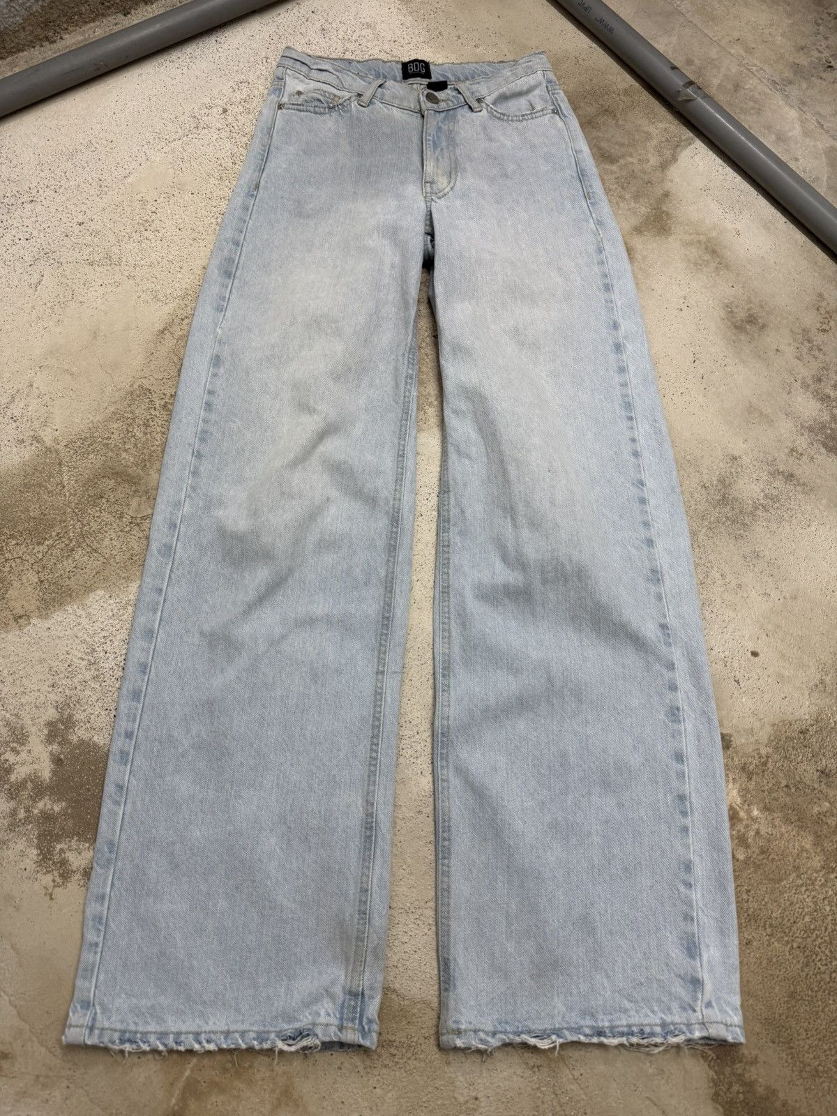 Bdg BDG Wide Leg Lightwash Distressed Denim Pants Size 25" / US 0 / IT 36 - 1 Thumbnail