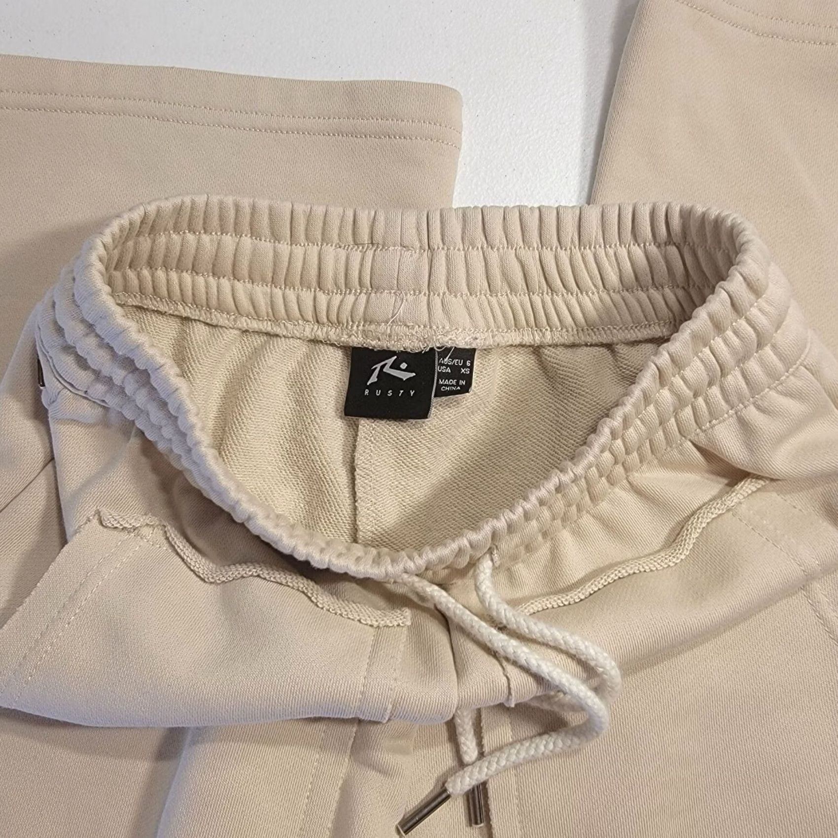 Rusty Rusty Womens XS Lounge Pants Straight Leg Beige Pull On Pop Front Pockets Solid Beach Casual Pants Womens XS Size 26" / US 2 / IT 38 - 7 Thumbnail