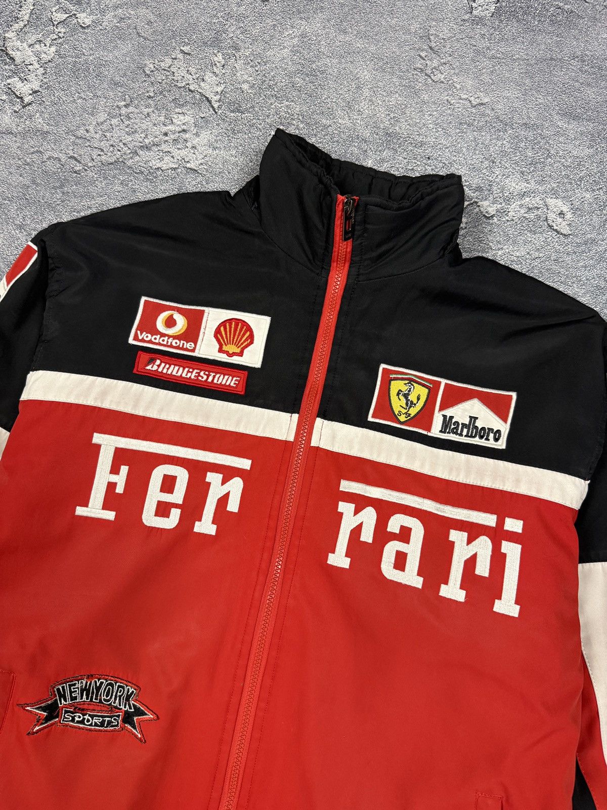 Ferrari Ferarri Marlboro Racing Jacket Y2K Size US L / EU 52-54 / 3 - 4 Thumbnail