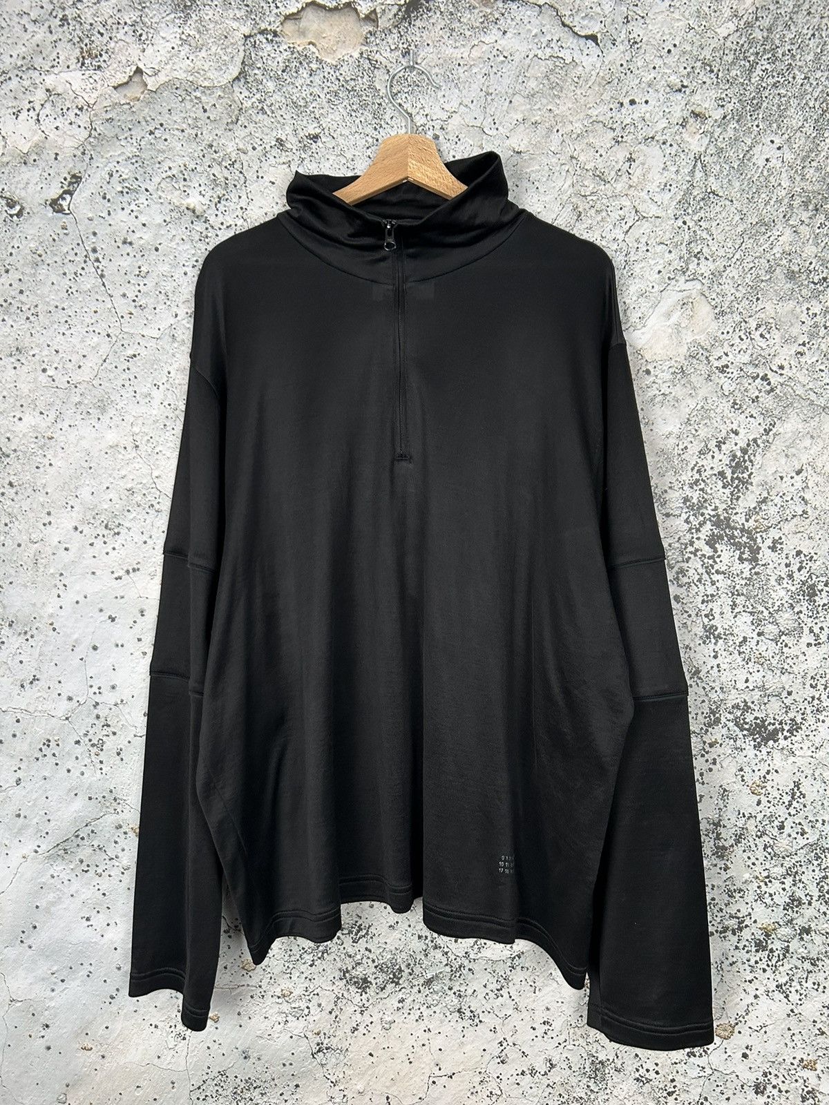 Designer Maison Margiela MM6 Paris Half Zip Sweatshirt/Longsleeve Size US L / EU 52-54 / 3 - 1 Thumbnail