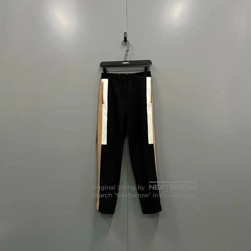 Burberry Burberry Black Striped Women's Casual Pants. Size 28" / US 6 / IT 42 - 1 Thumbnail