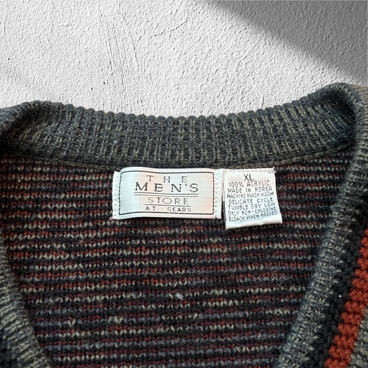 Sears Vintage 90s The Men’s Store Sears V-Neck Knit Sweater – XL Size US XL / EU 56 / 4 - 3 Thumbnail