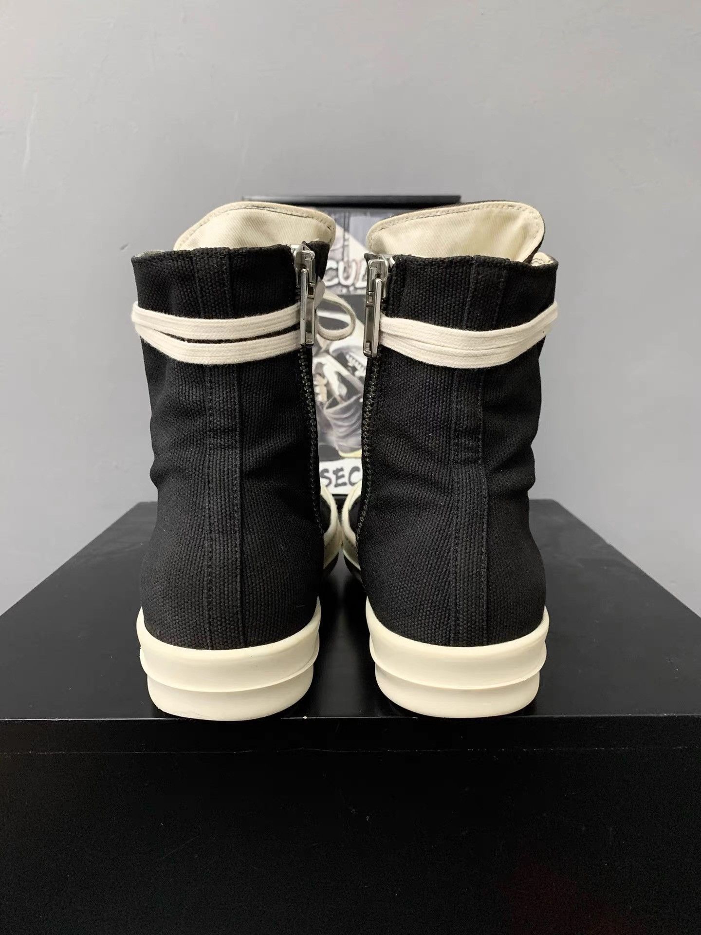 Rick Owens Rick Owens Canvas High-Top Big Converse K34 Size US 8 / EU 41 - 7 Thumbnail