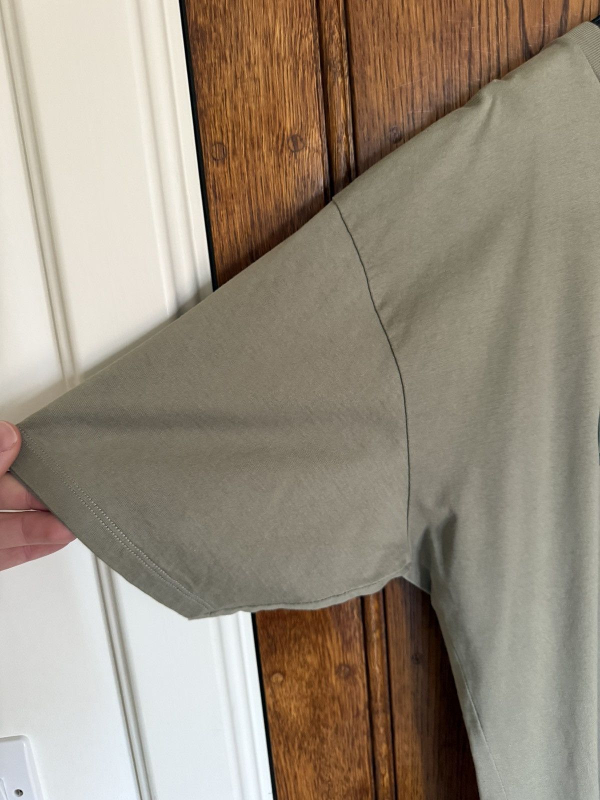 Celine Celine logo t shirt Hedi Slimane khaki green L grail Size US L / EU 52-54 / 3 - 11 Thumbnail