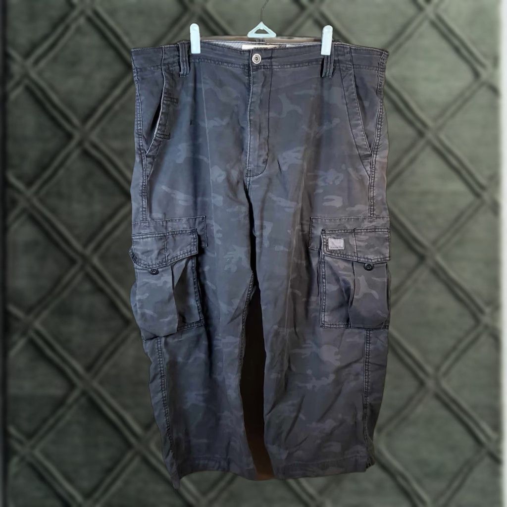 Levi's Levi's Pants Cargo Men Gray Camouflage 42 Inseam 24 Regular Size 42 Mens Cargo Gray Camouflage Pants Size US 42 / EU 58 - 1 Thumbnail