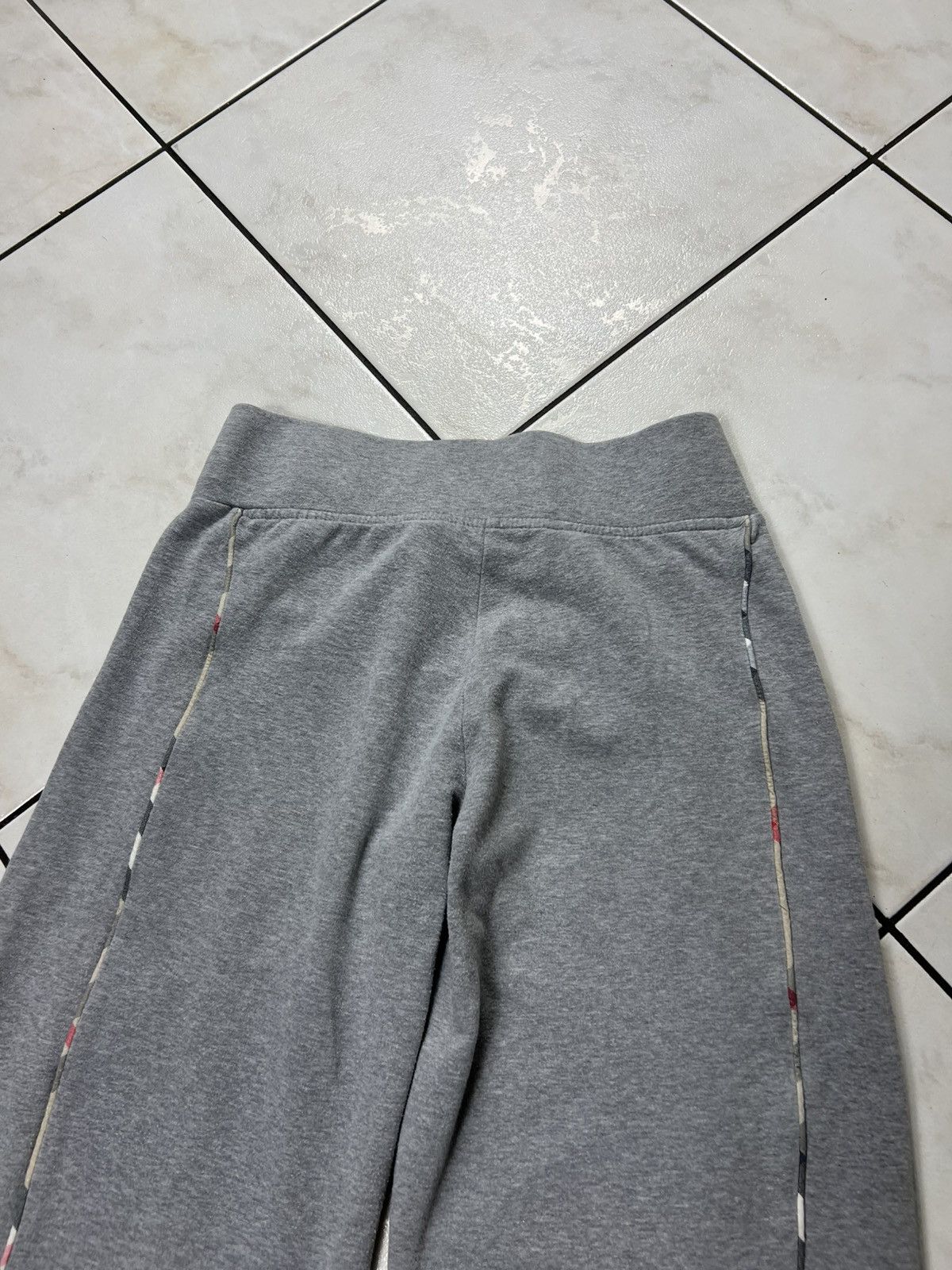 Burberry Vintage Burberry y2k juicy stripe check baggy sweatpants Size 27" / US 4 / IT 40 - 17 Thumbnail