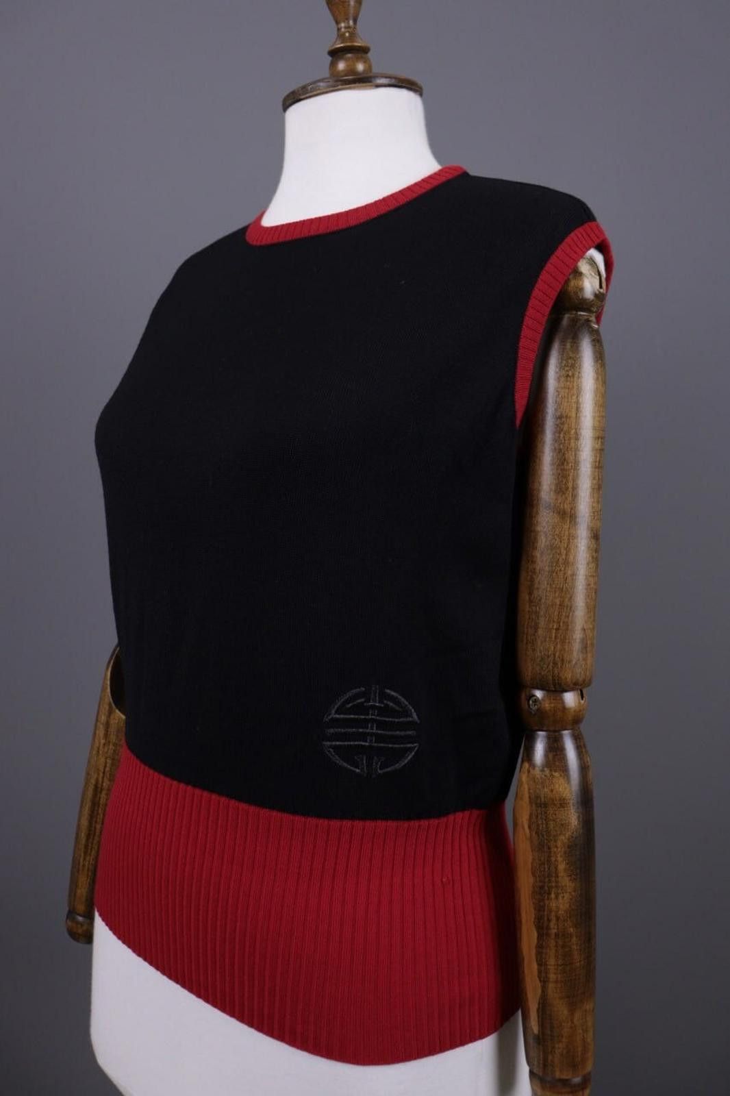 Escada Vintage Escada Black/Red Wool Knit Vest Sweater Size 40 Size M / US 6-8 / IT 42-44 - 7 Thumbnail