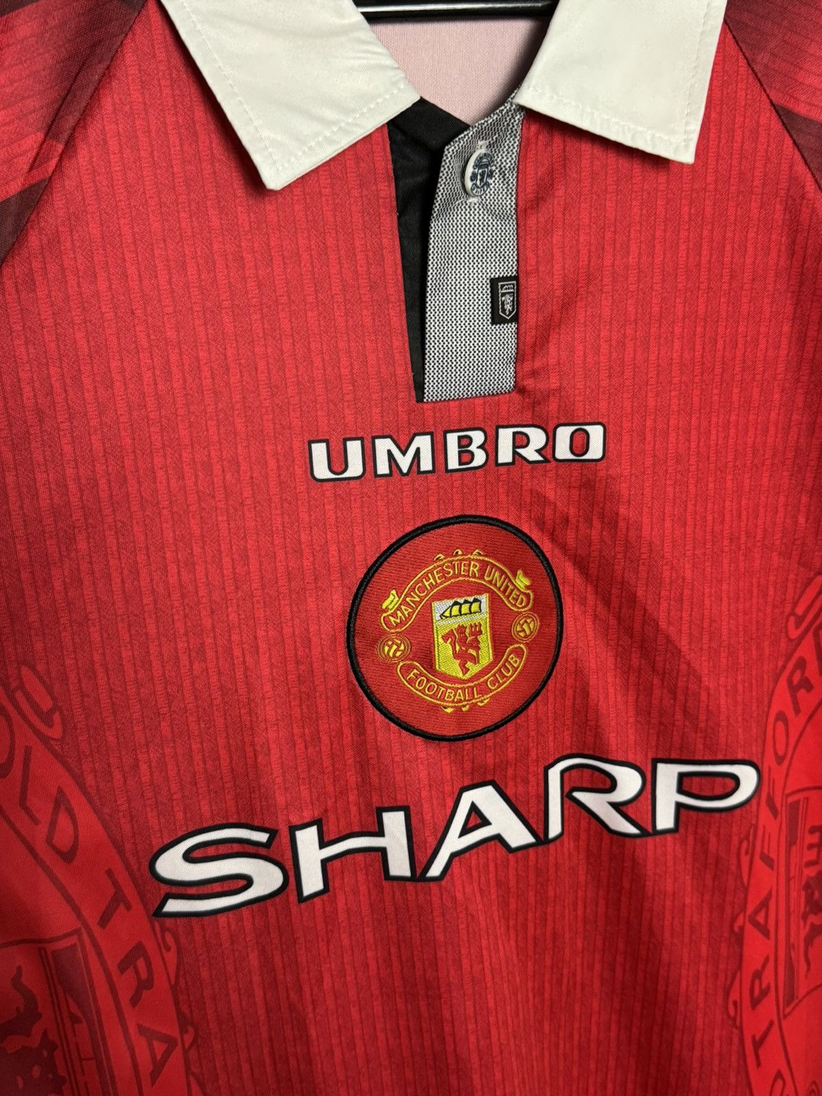 Umbro Vintage Manchester United 96/98 Home Football Jersey T-Shirt Size US XL / EU 56 / 4 - 3 Thumbnail