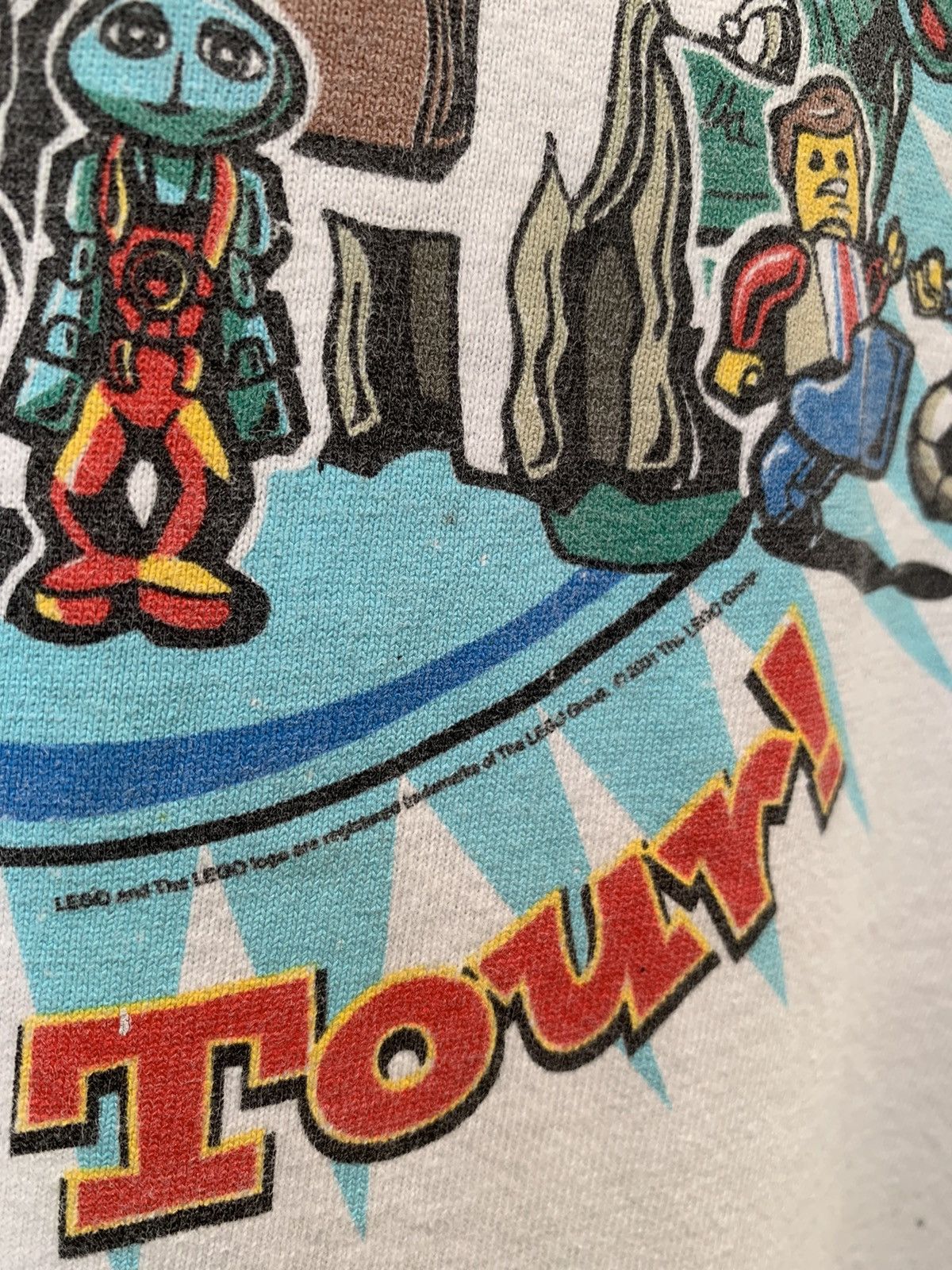 Band Tees × LEGO × Vintage Vintage Lego World Tour T shirts Size US M / EU 48-50 / 2 - 5 Thumbnail