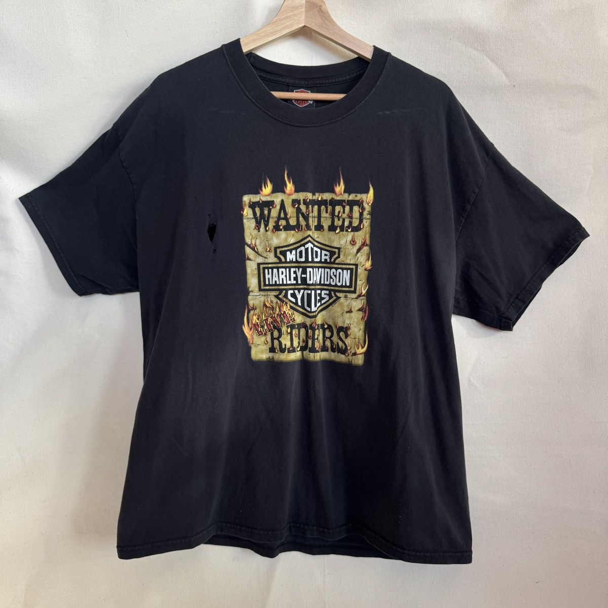 Harley Davidson Harley Davidson “Wanted” Tee - St. Paul MN Size US XL / EU 56 / 4 - 1 Thumbnail