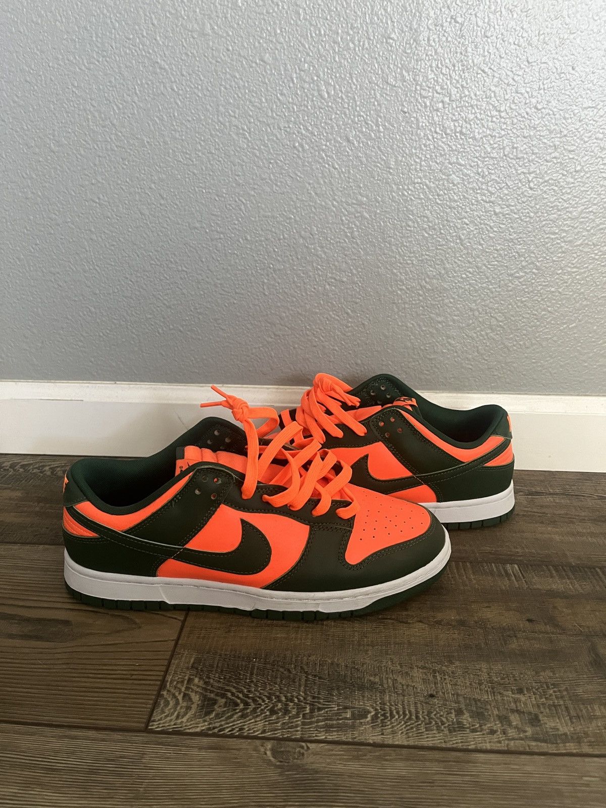 Nike Nike Dunk low "Miami Hurricanes" Size US 10.5 / EU 43-44 - 1 Thumbnail