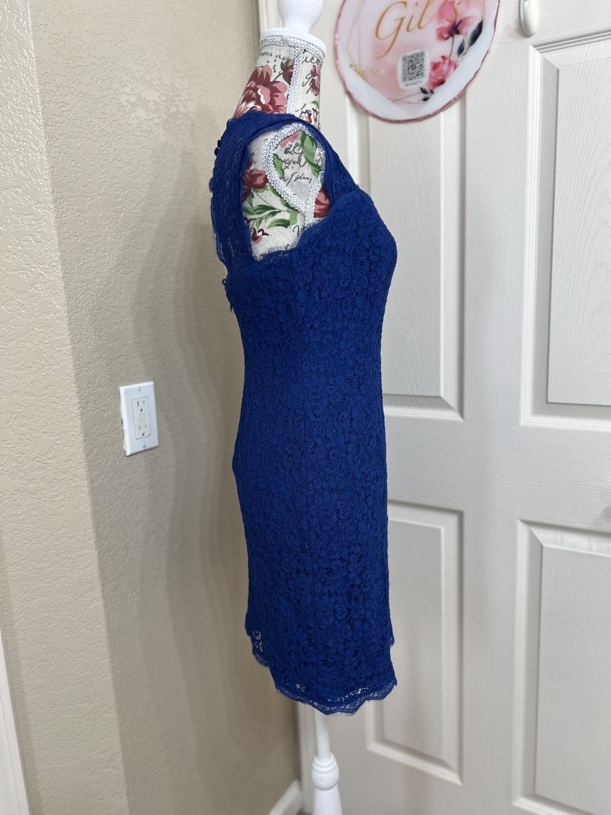 Adrianna Papell Adrianna Papell Royal blue lace mini dress Size S / US 4 / IT 40 - 2 Thumbnail