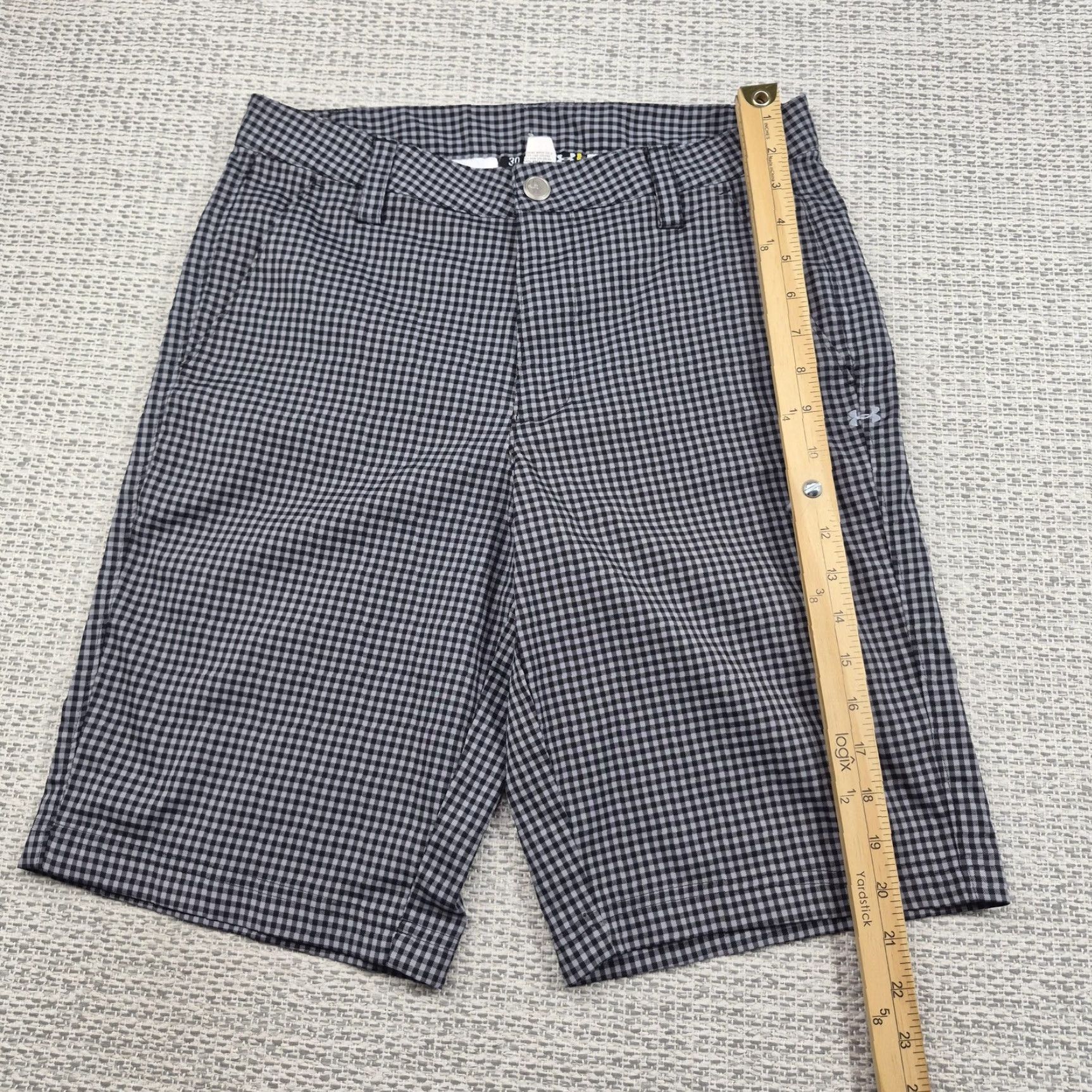 Under Armour VINTAGE? No, under armour shorts mens 30 gray check microfiber chino golf casual pockets Size US 30 / EU 46 - 4 Thumbnail