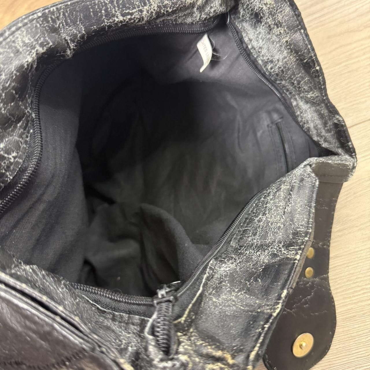 Vintage Vintage 2000s Black Leather Bag Affilaction Size ONE SIZE - 6 Thumbnail