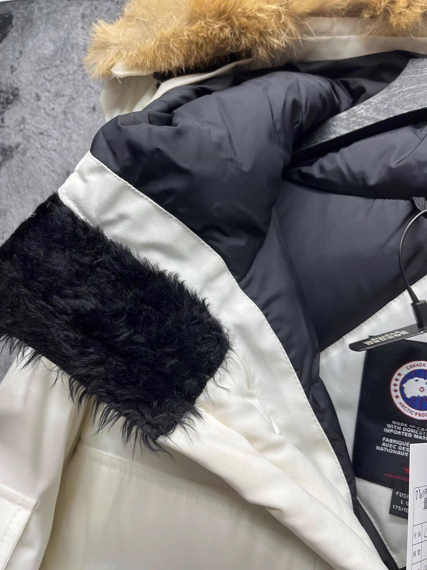 Canada Goose Canada Goose Expedition Parka L 99 New Worn Once Size US L / EU 52-54 / 3 - 6 Thumbnail