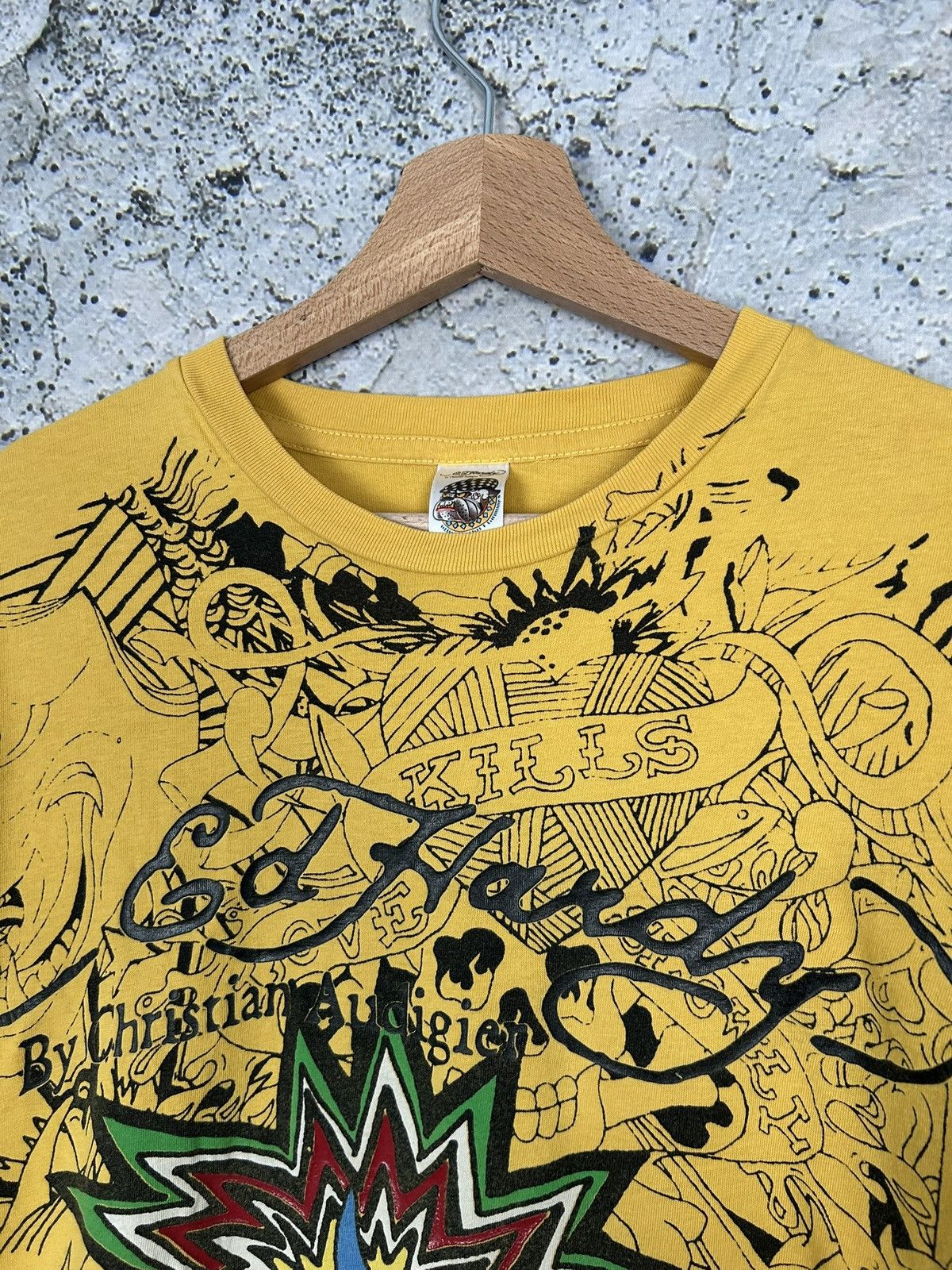 Ed Hardy Ed Hardy Y2K Avant Garde Graphic Tee Vintage Size US M / EU 48-50 / 2 - 5 Thumbnail
