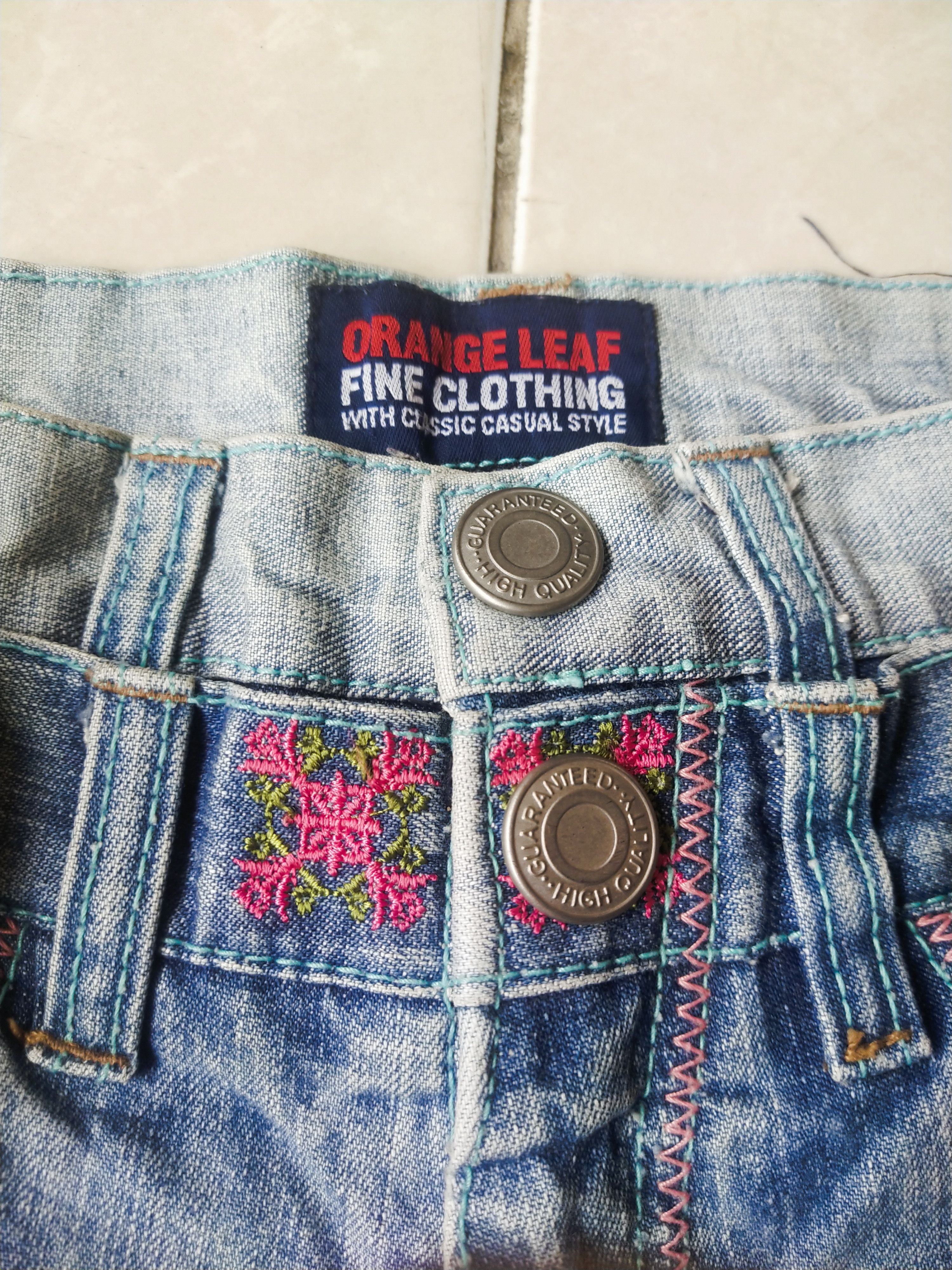 Hysteric Glamour Orange Leaf Embroidered Denim Shorts (Floral & Flamingo Hem) Size 28" / US 6 / IT 42 - 6 Thumbnail