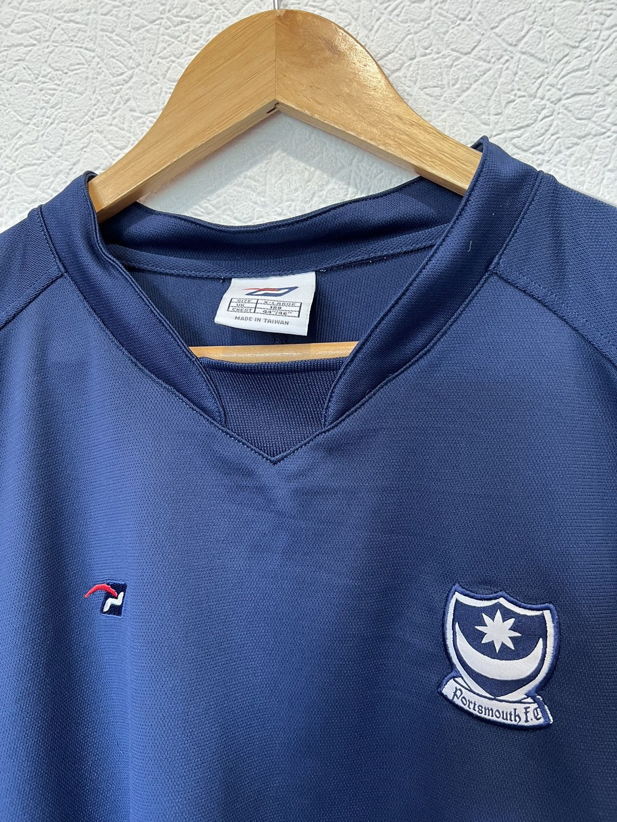 Vintage Portsmouth 2003/2004/2005 Home Kit Soccer Jersey Size US XL / EU 56 / 4 - 2 Thumbnail