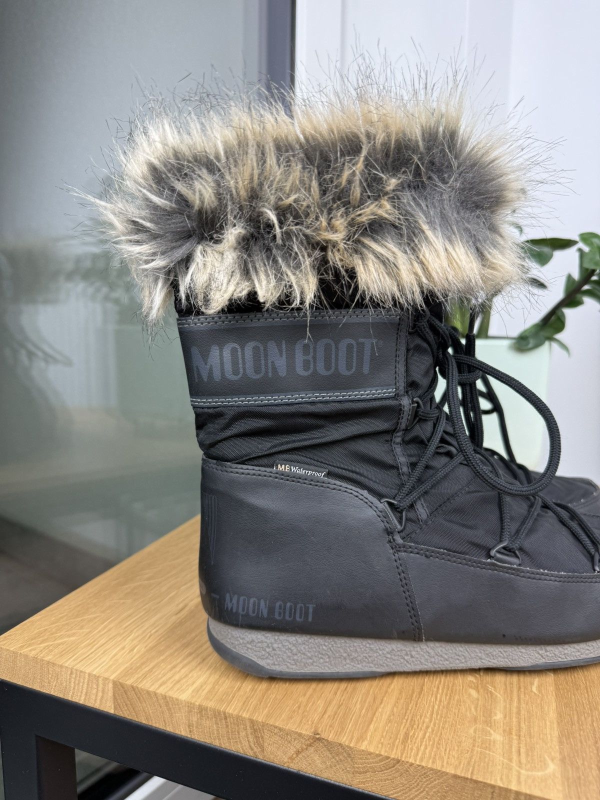 Moon Boot Moon Boots Size 41 Size US 8 / EU 41 - 2 Thumbnail