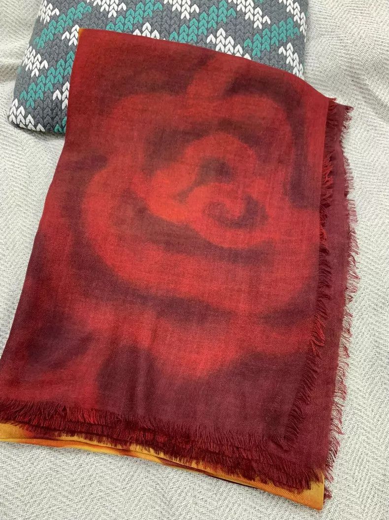Chanel Chanel 26vic gift limited cashmere scarf shawl Size ONE SIZE - 2 Thumbnail